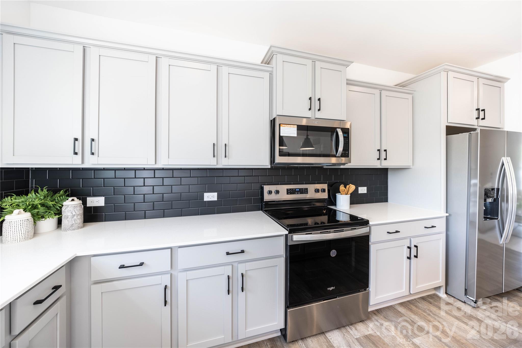 205 Cliffwood Street Unit 5 E Property Photo 6