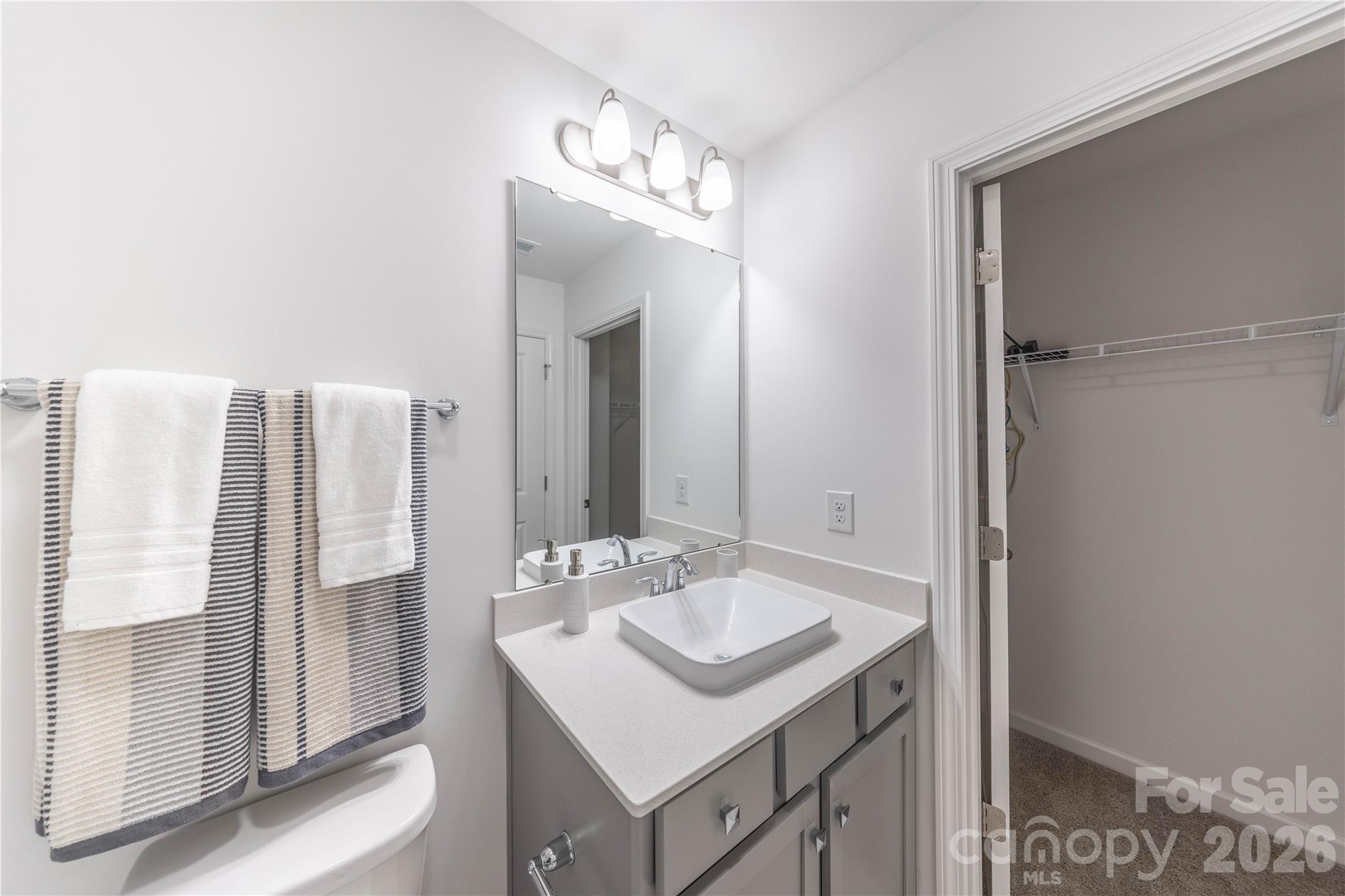 205 Cliffwood Street Unit 5 E Property Photo 22