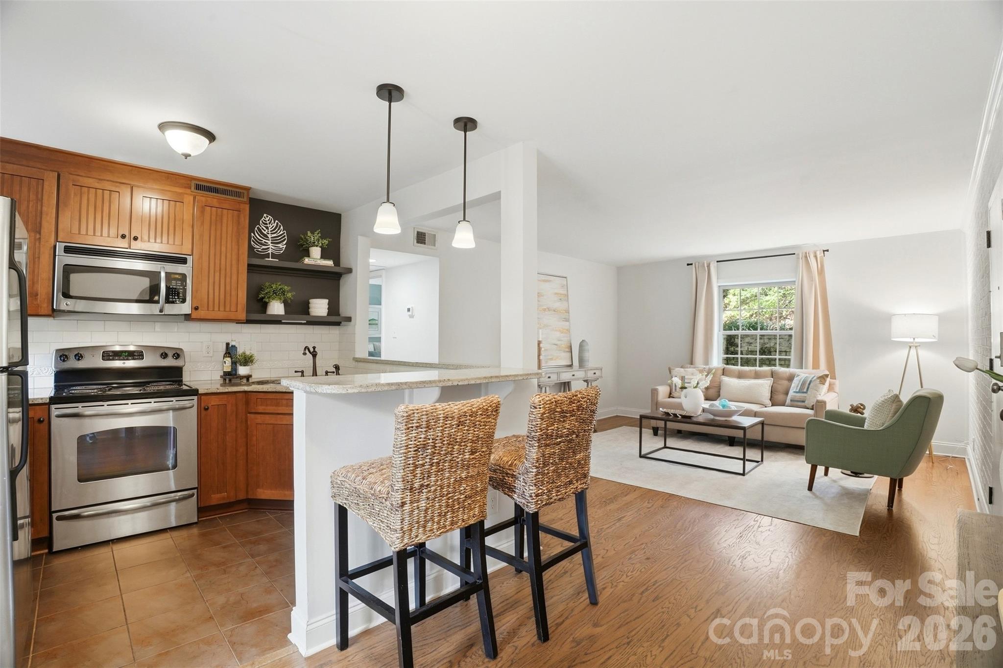 4921 Park Road B Property Photo 1