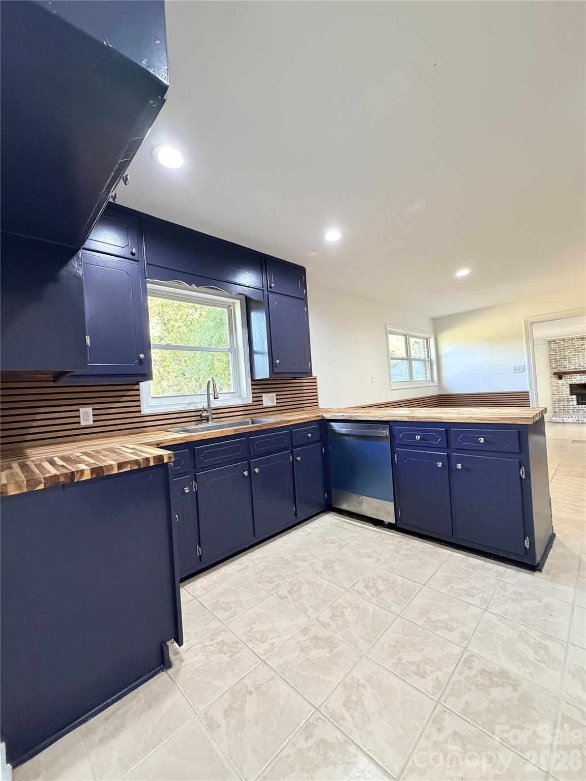 113 Ann Street Property Photo 15