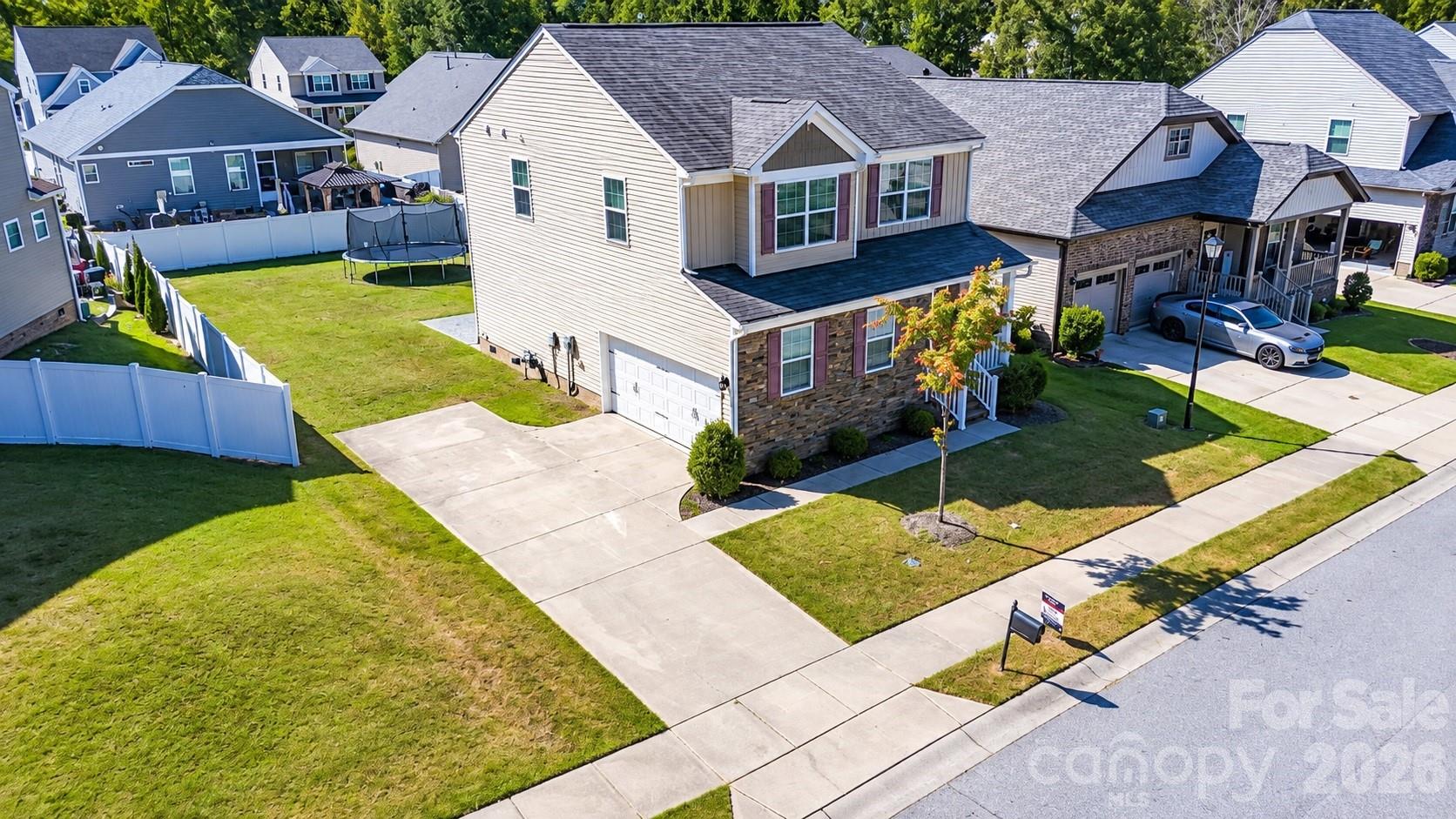 850 Windblown Place Property Photo 1