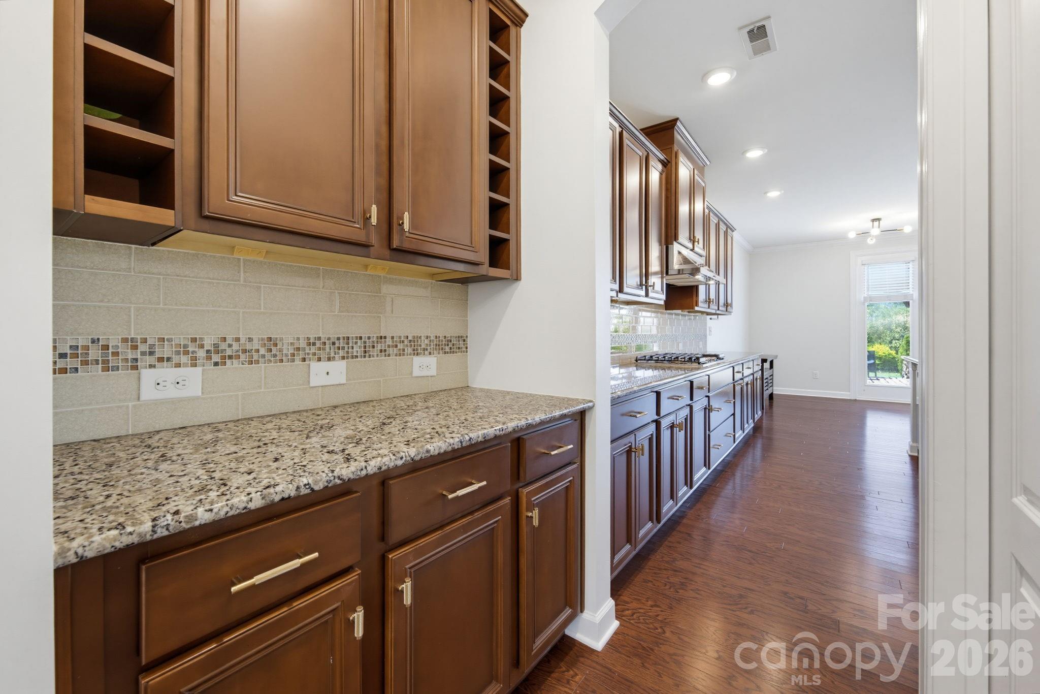 8315 Breton Way Property Photo 23