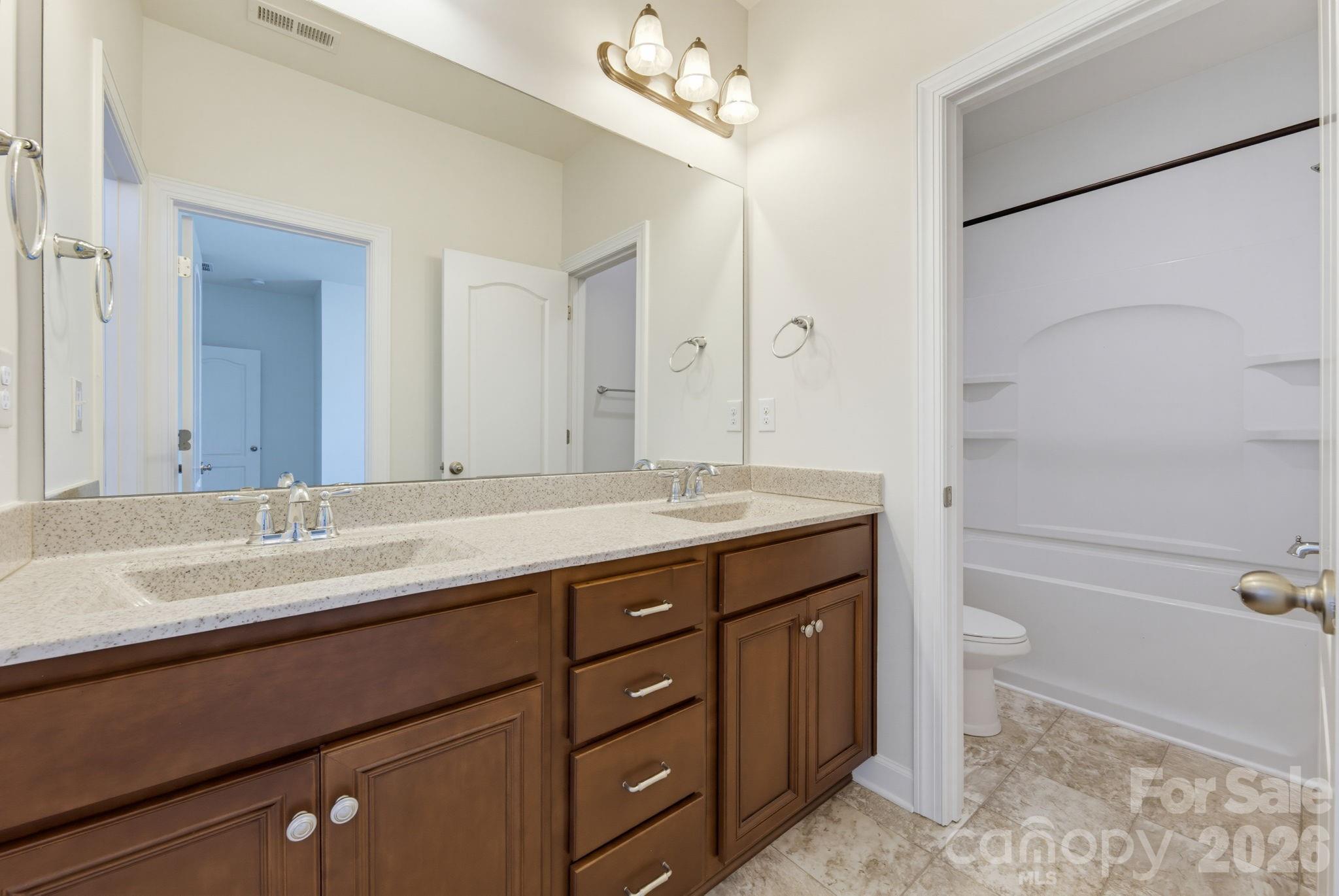 8315 Breton Way Property Photo 33