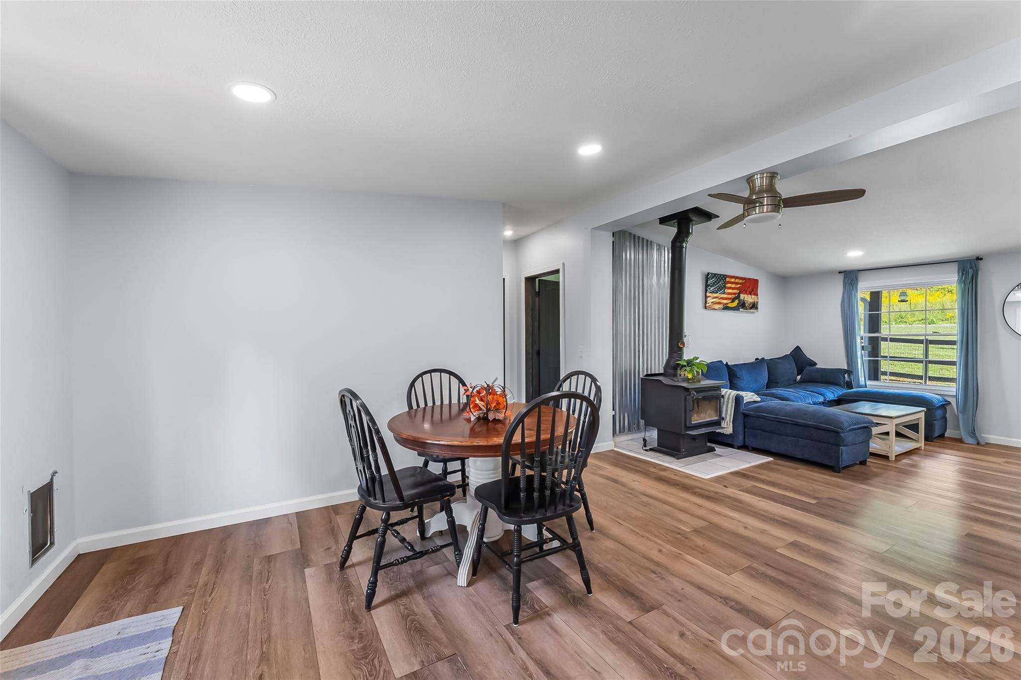 2495 Piney Road Property Photo 12