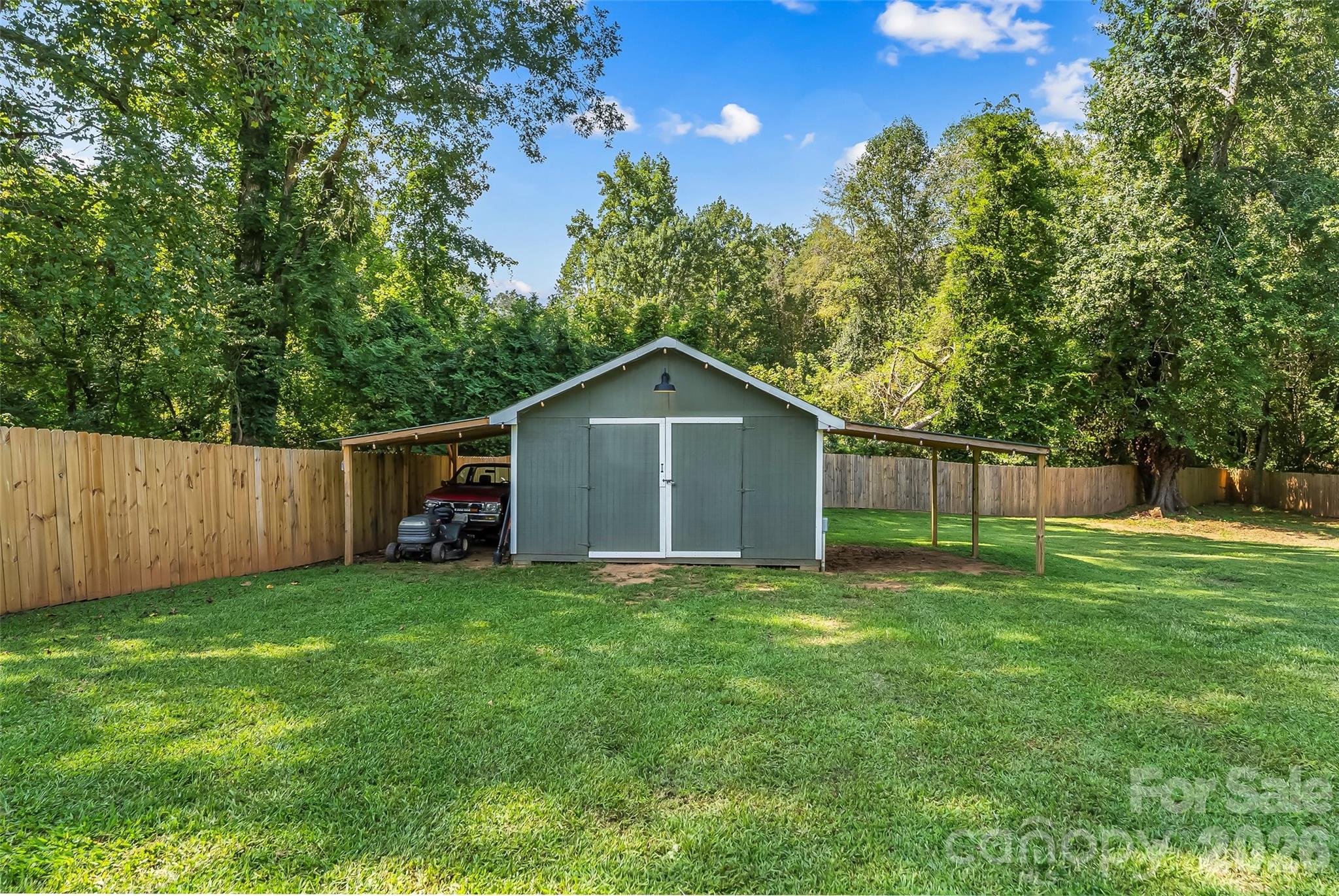 2495 Piney Road Property Photo 28