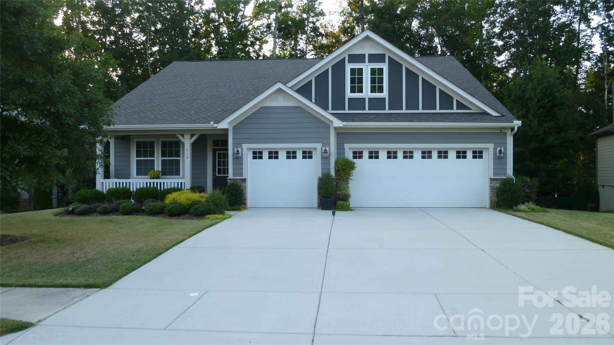 519 Sandbar Point Property Photo 1