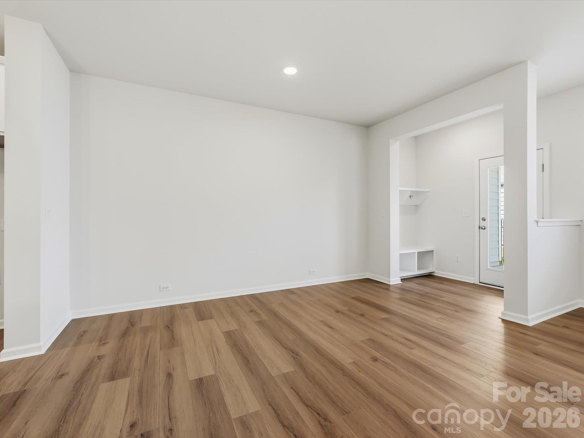 10030 Mamillion Drive Property Photo 8