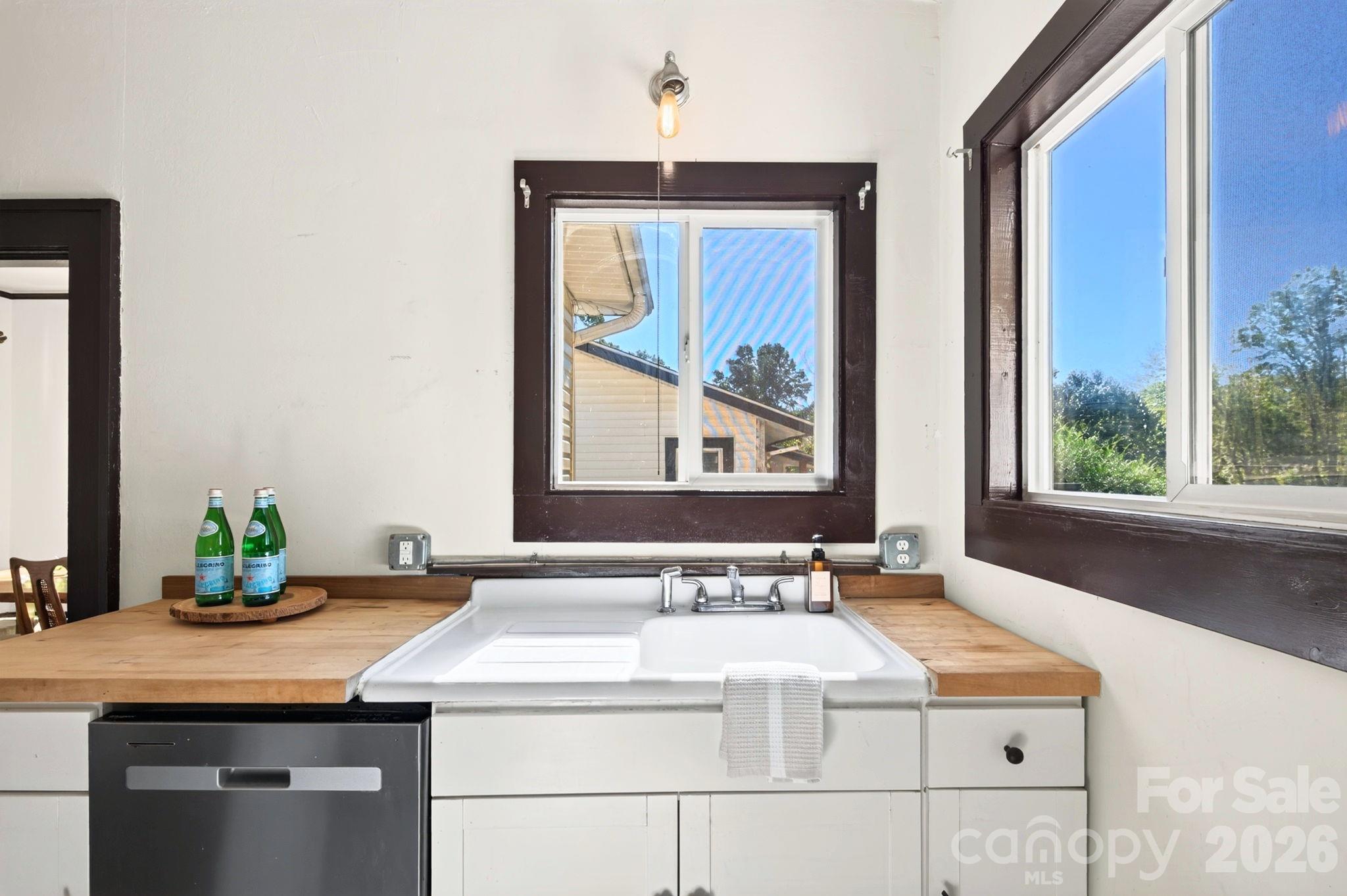 201 Logan Avenue Property Photo 10