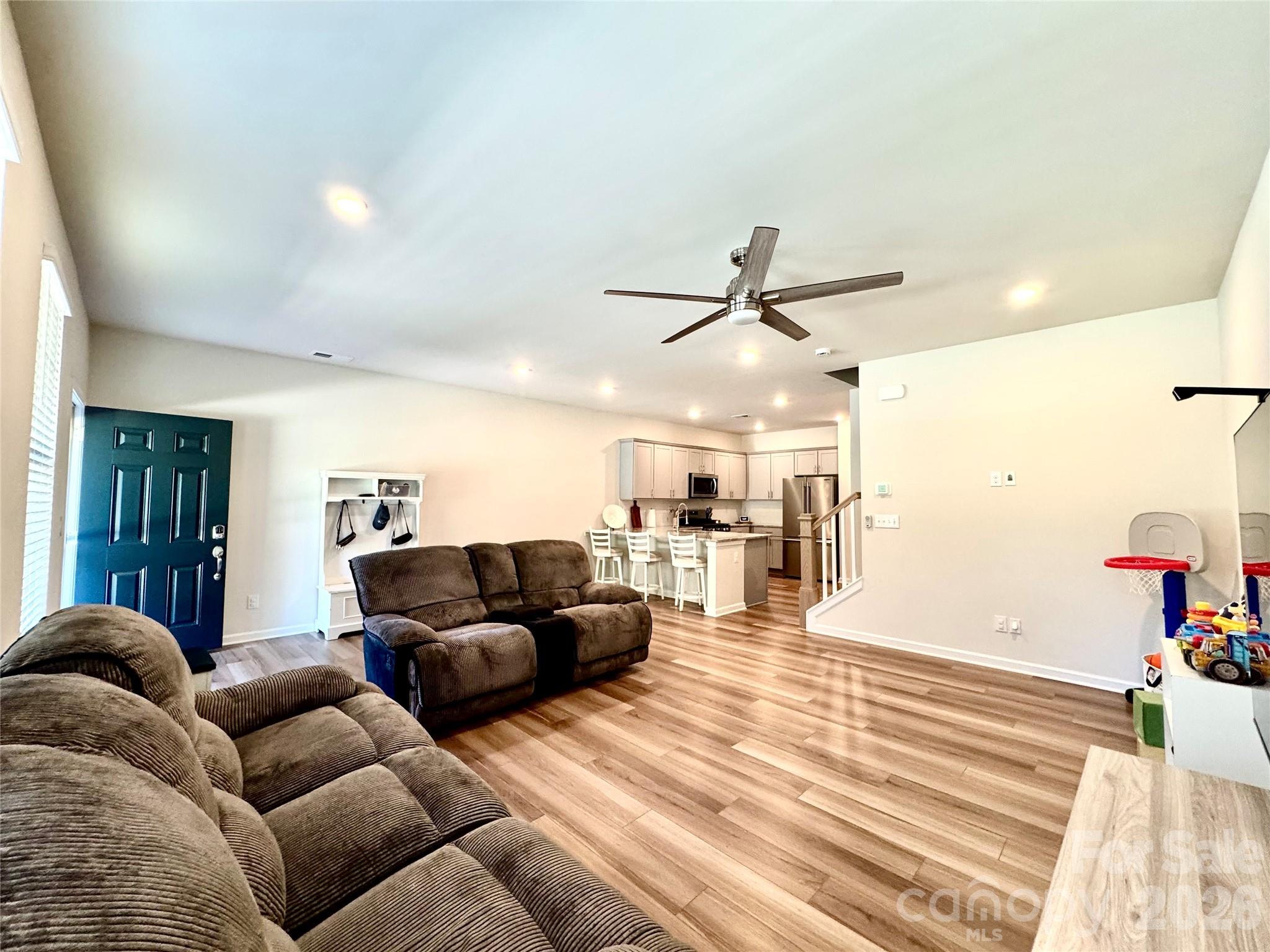 7726 Nelson Road Property Photo 4