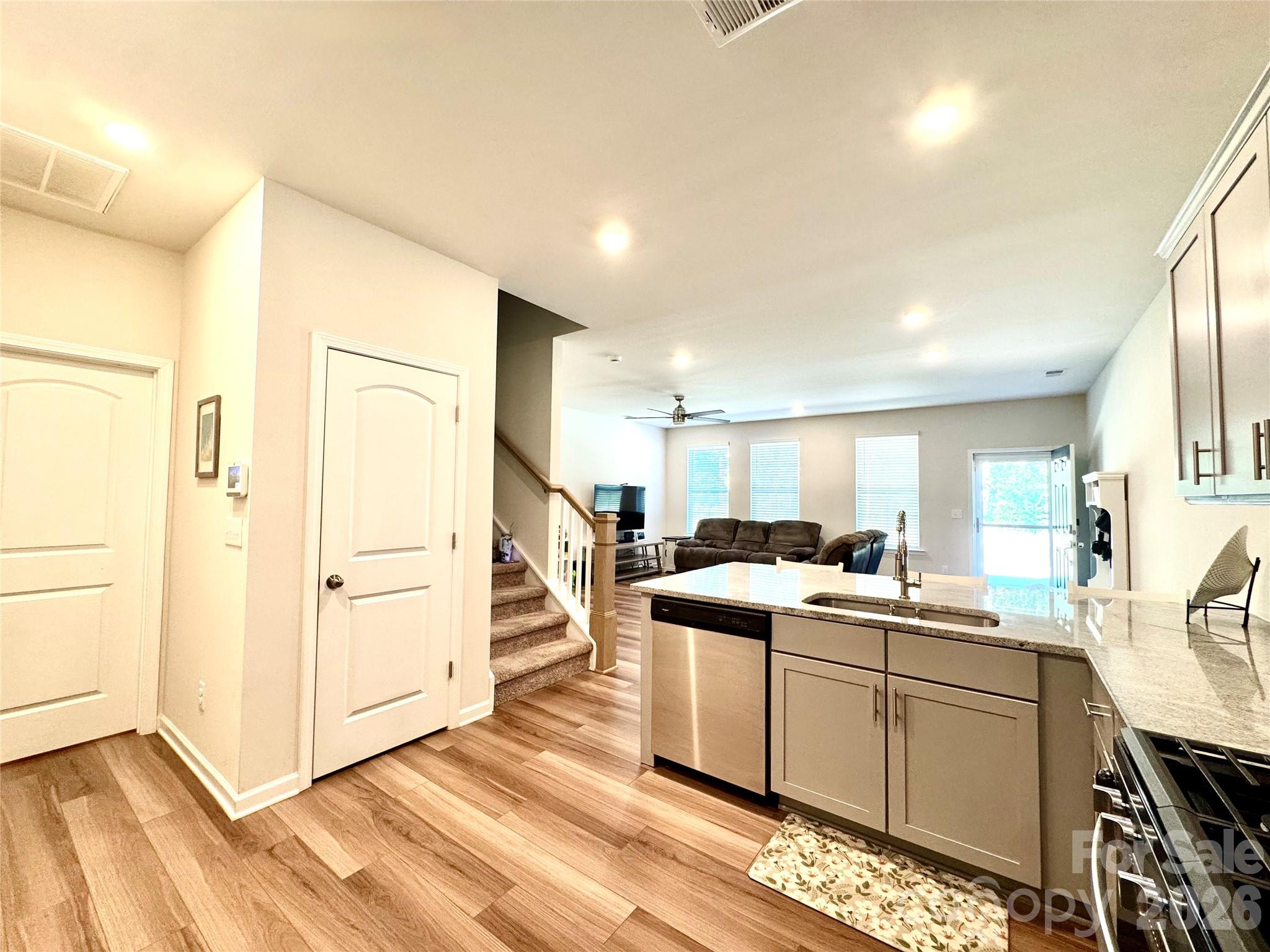 7726 Nelson Road Property Photo 6