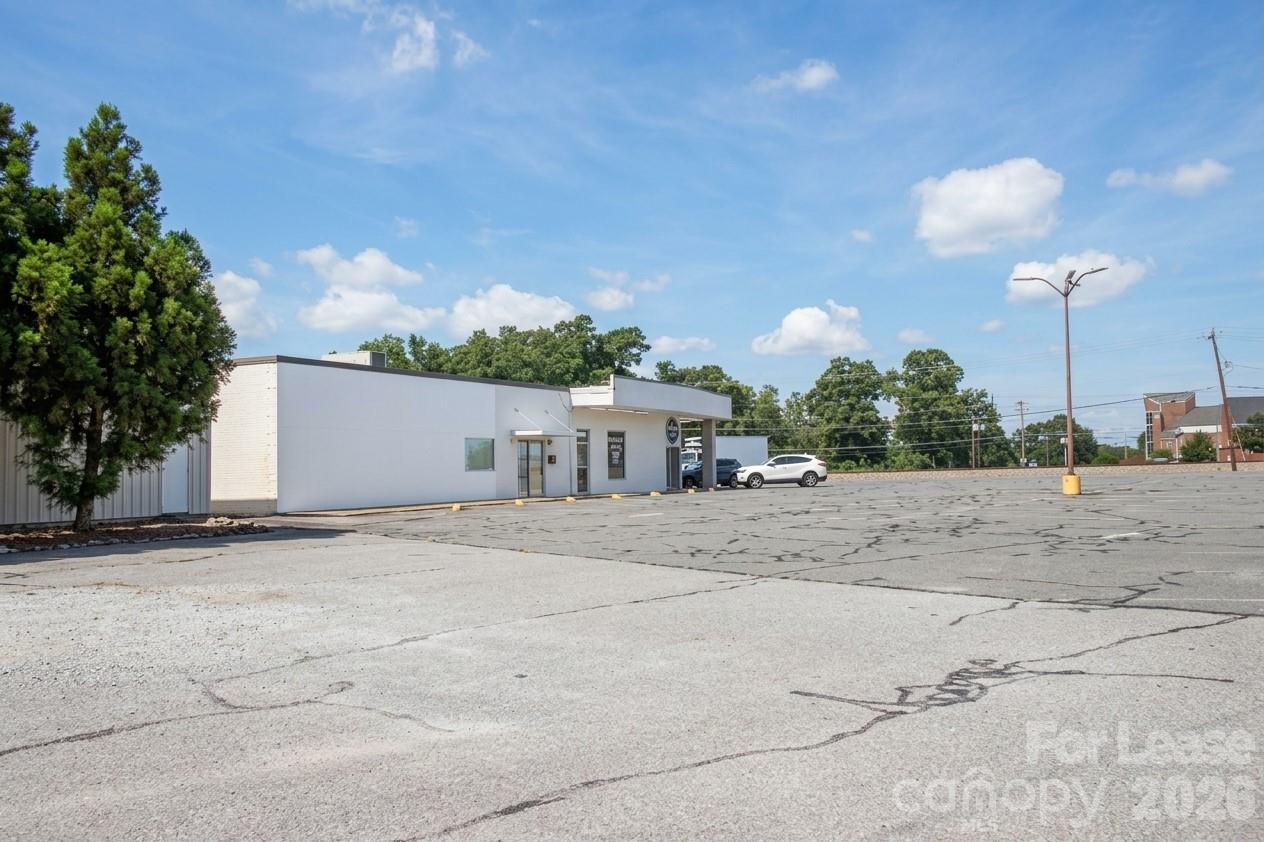 128 33rd Street Property Photo 3