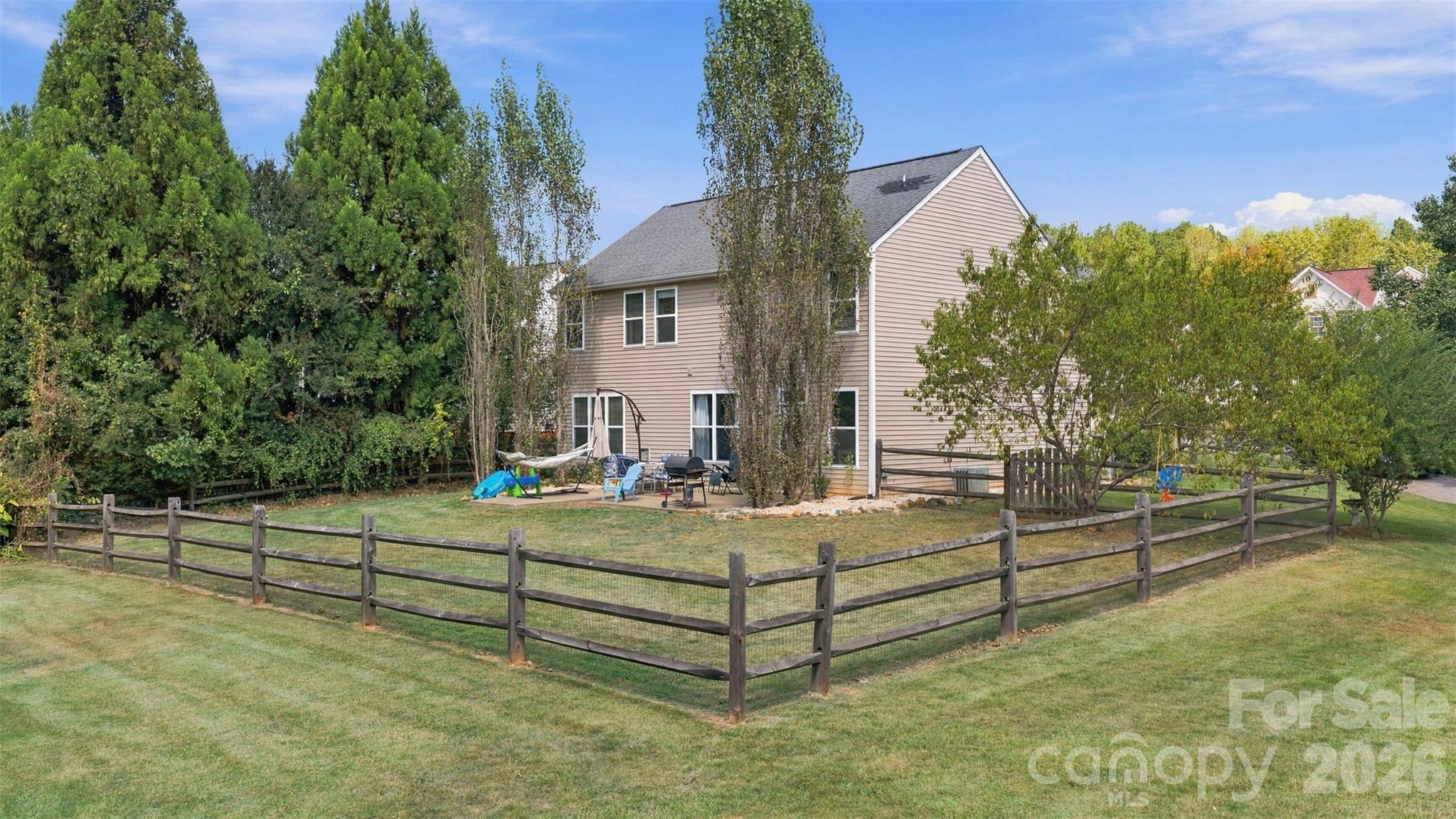 915 Rocky Meadows Lane Property Photo 39