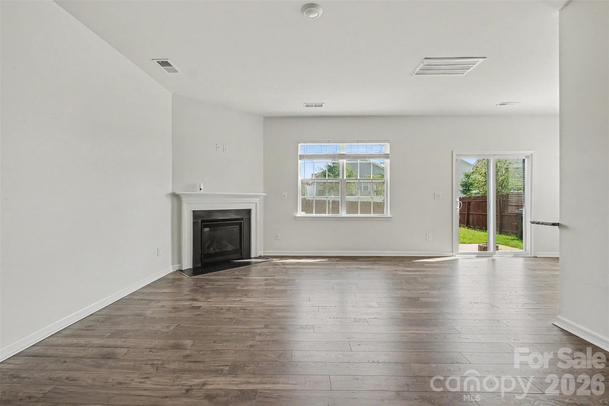 7577 Nolen Farm Drive Property Photo 2