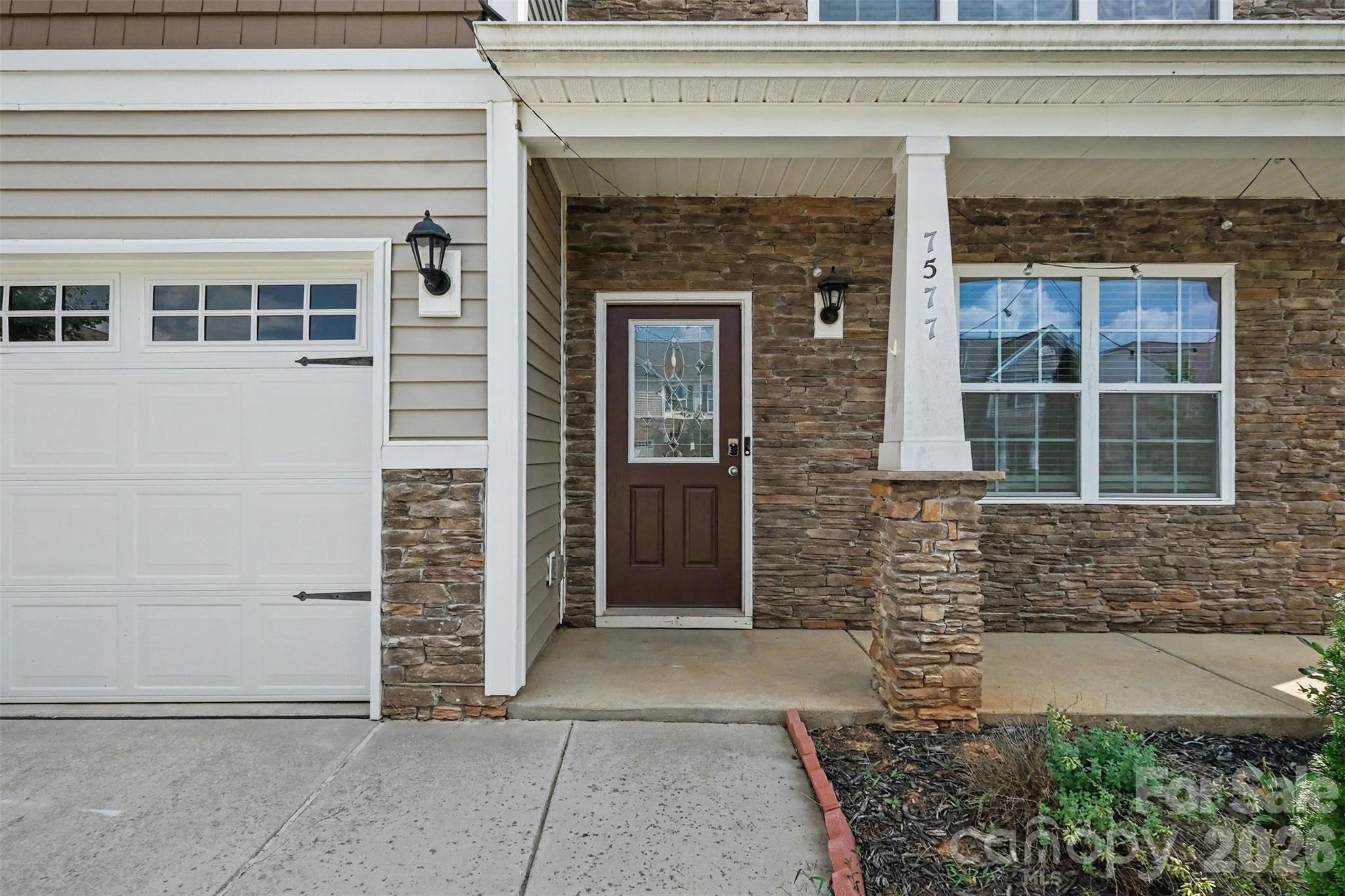 7577 Nolen Farm Drive Property Photo 10