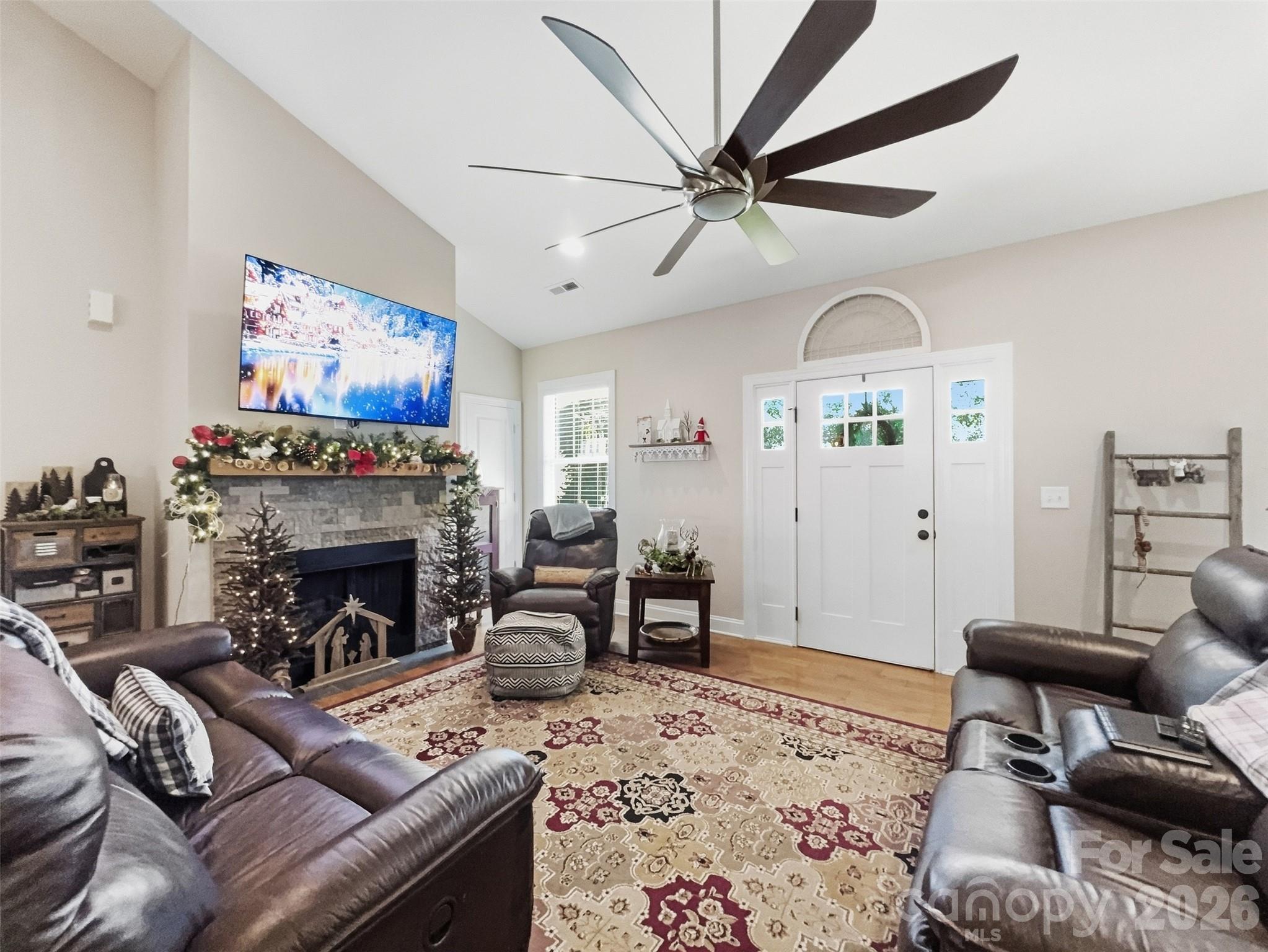 2278 Devine Road Property Photo 14