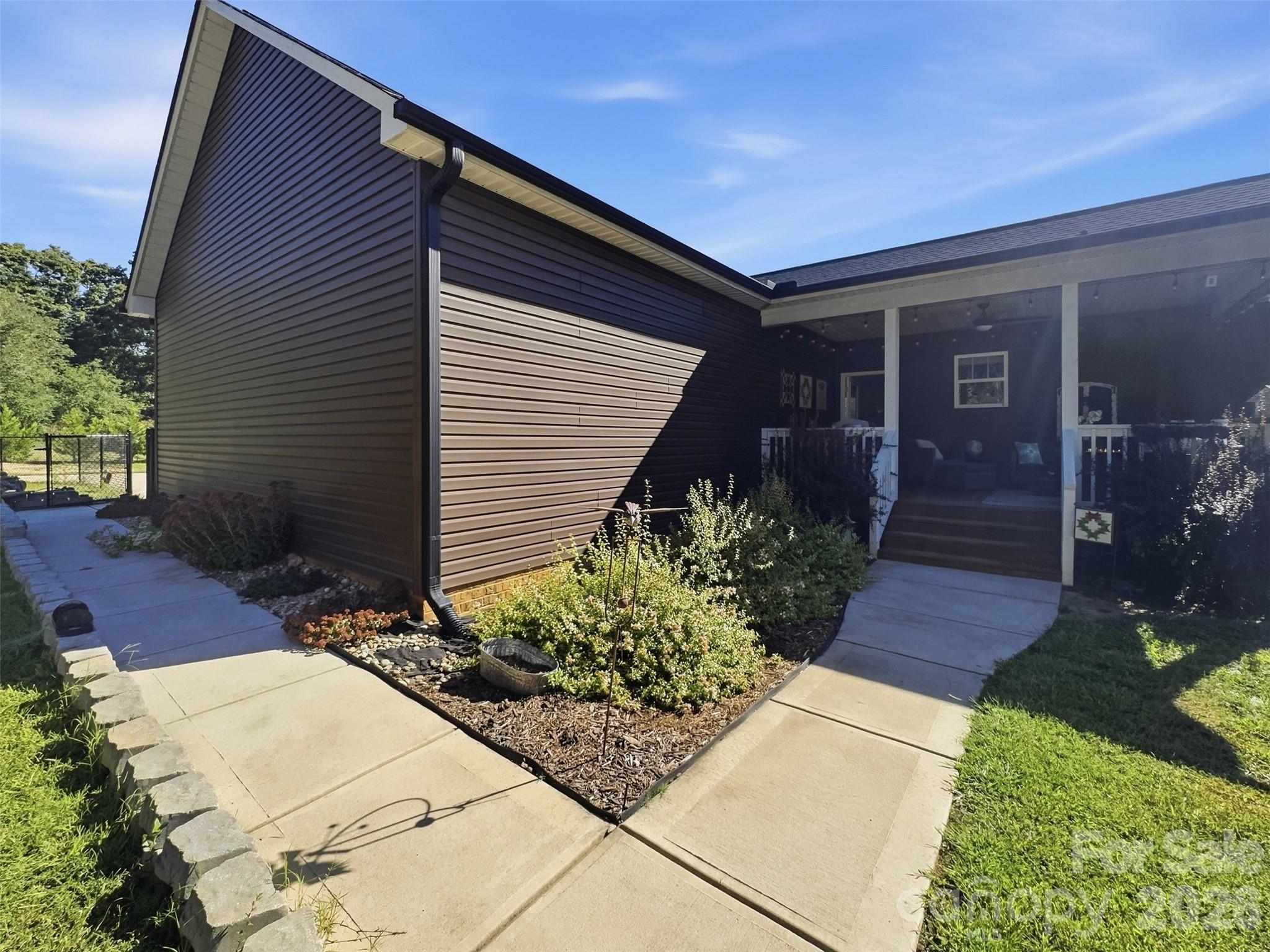 2278 Devine Road Property Photo 32