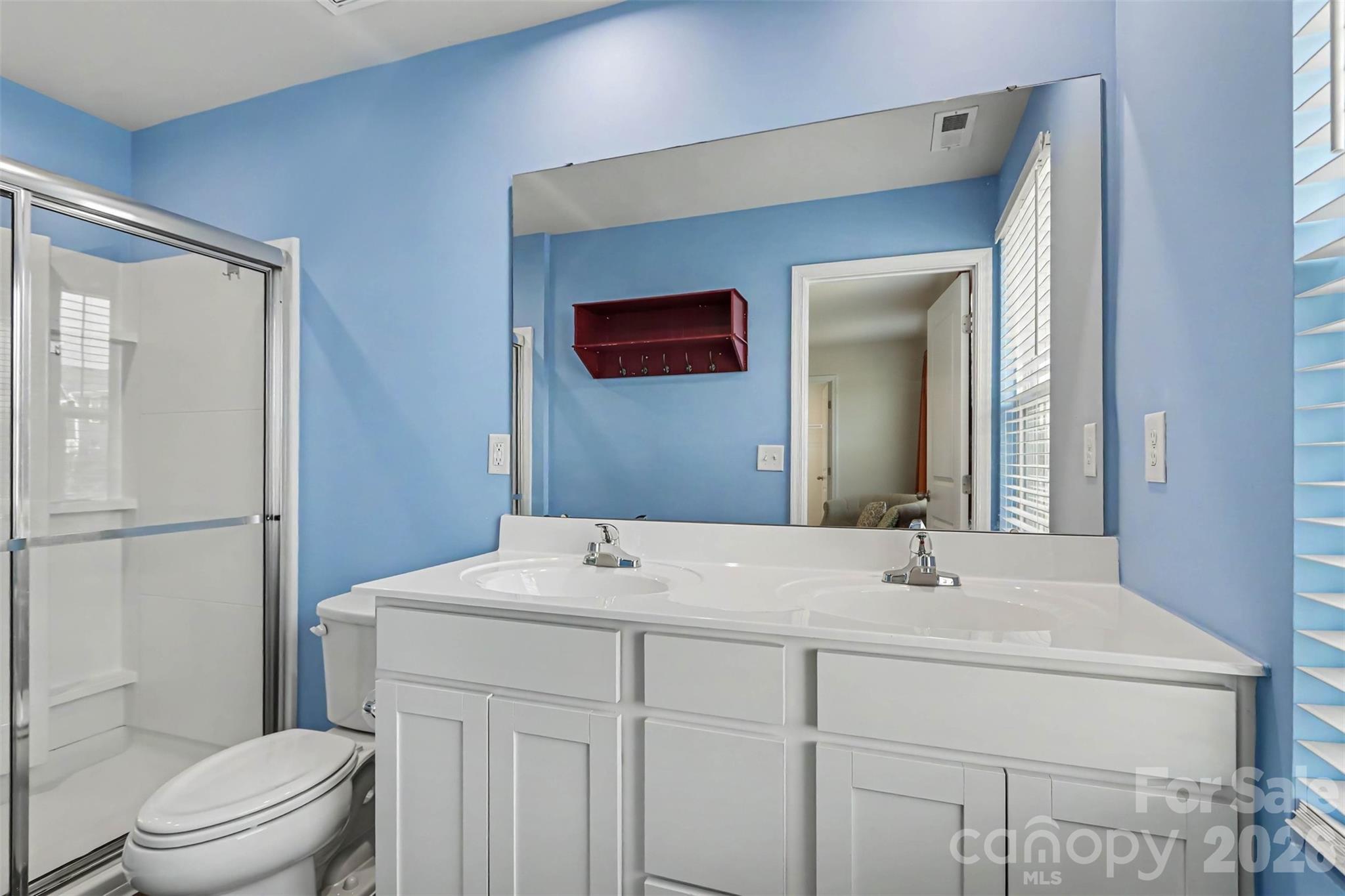 4112 Bowline Drive Property Photo 13