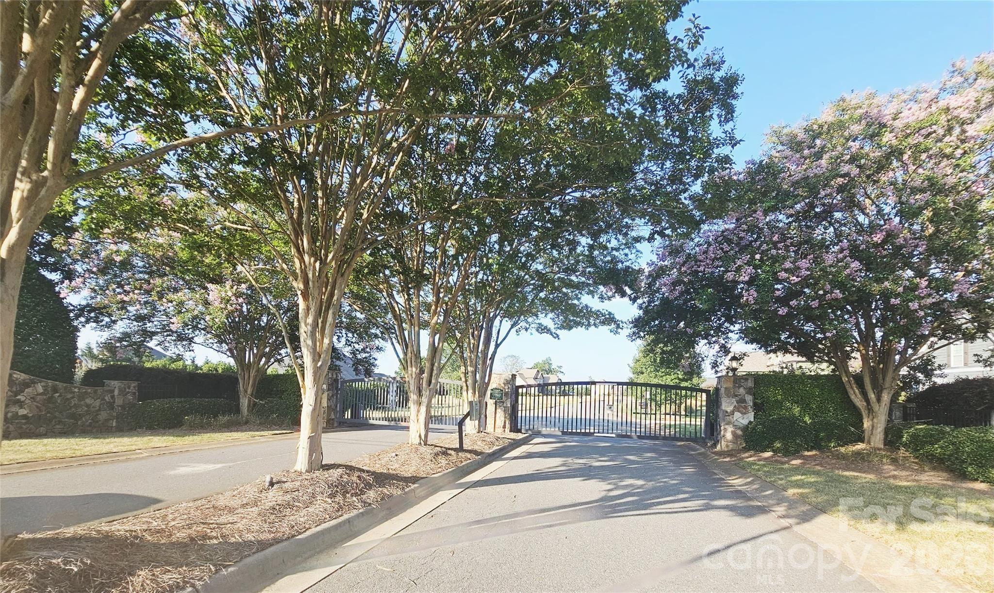1204 Dublin Court Property Photo 2