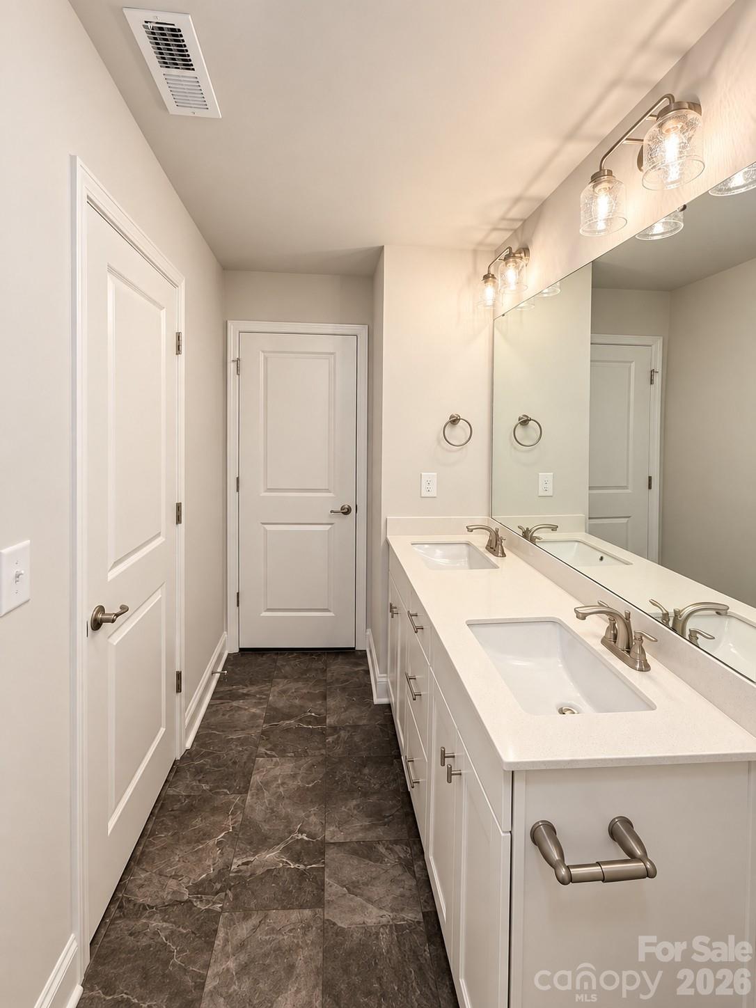 200 Fostoria Place 78a Property Photo 20