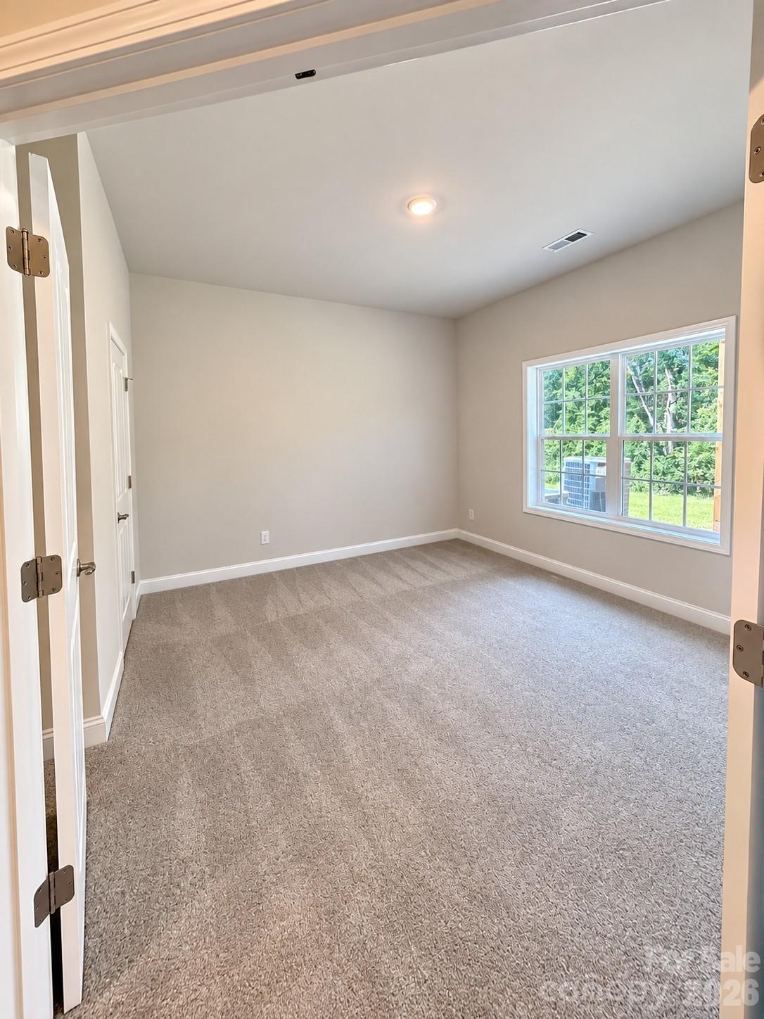 200 Fostoria Place 78a Property Photo 33