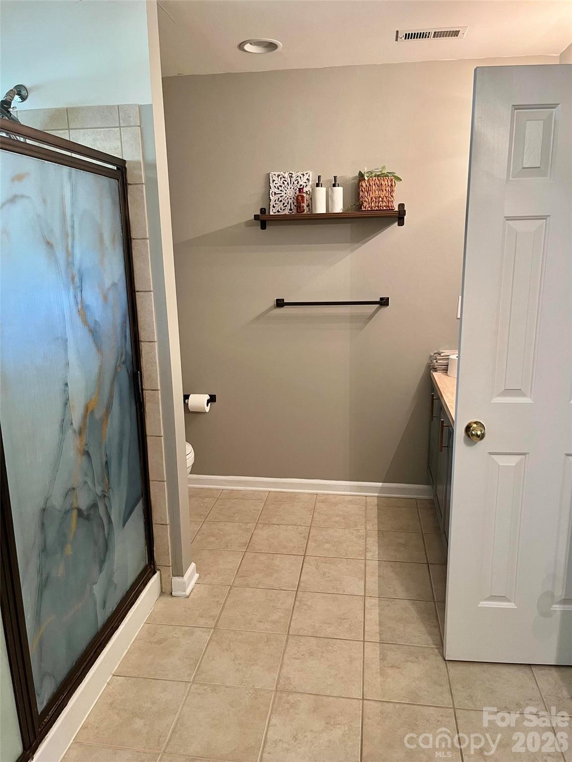 2107 Heath Lake Drive Property Photo 25