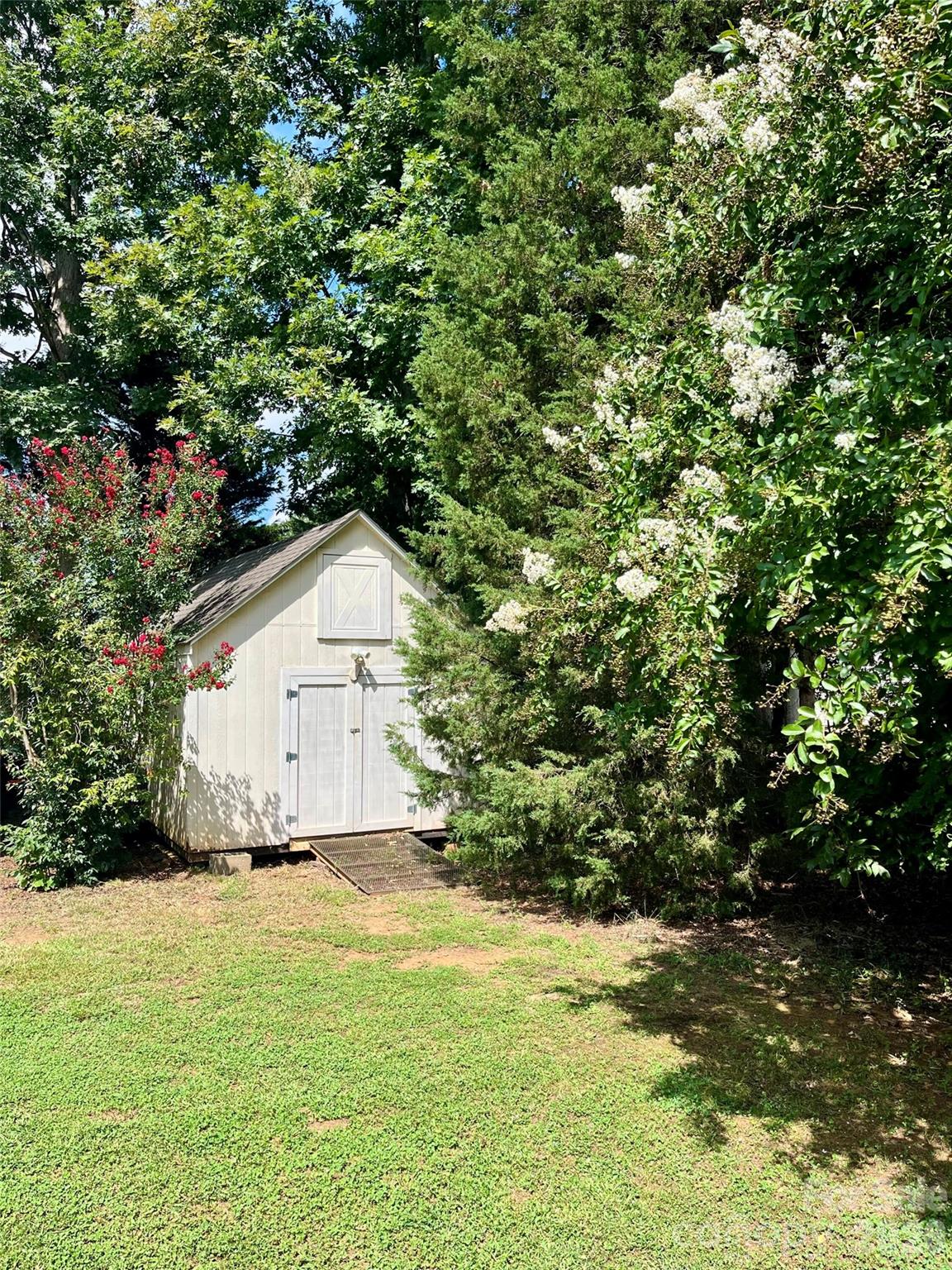 2107 Heath Lake Drive Property Photo 41