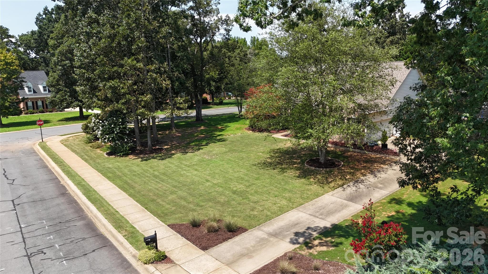 2107 Heath Lake Drive Property Photo 47