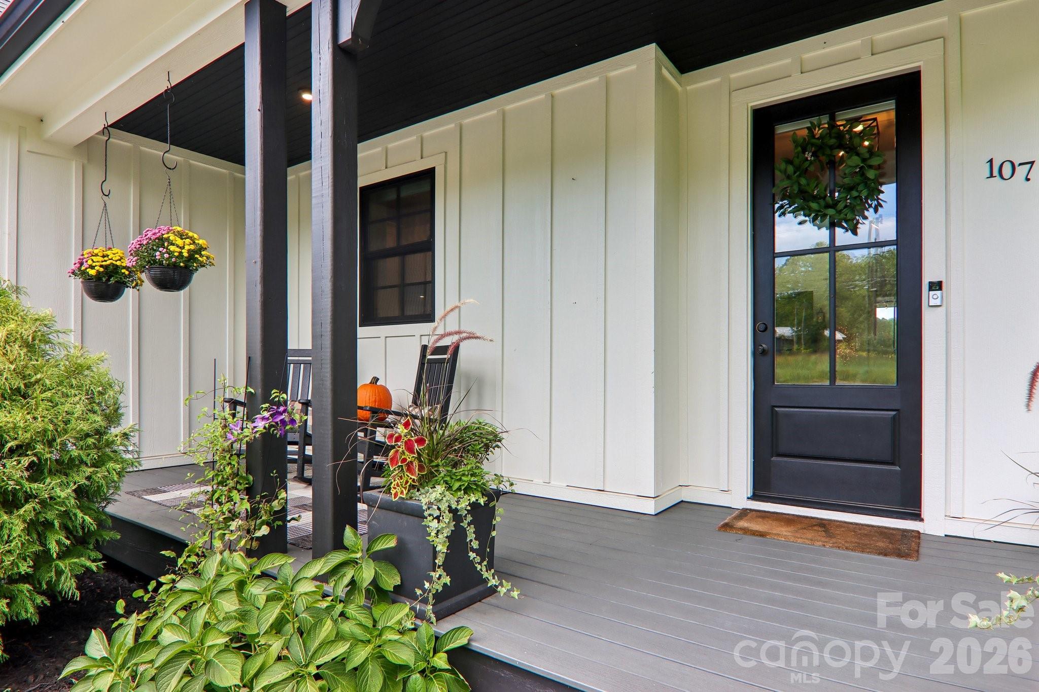 107 New Pinner Place Property Photo 2