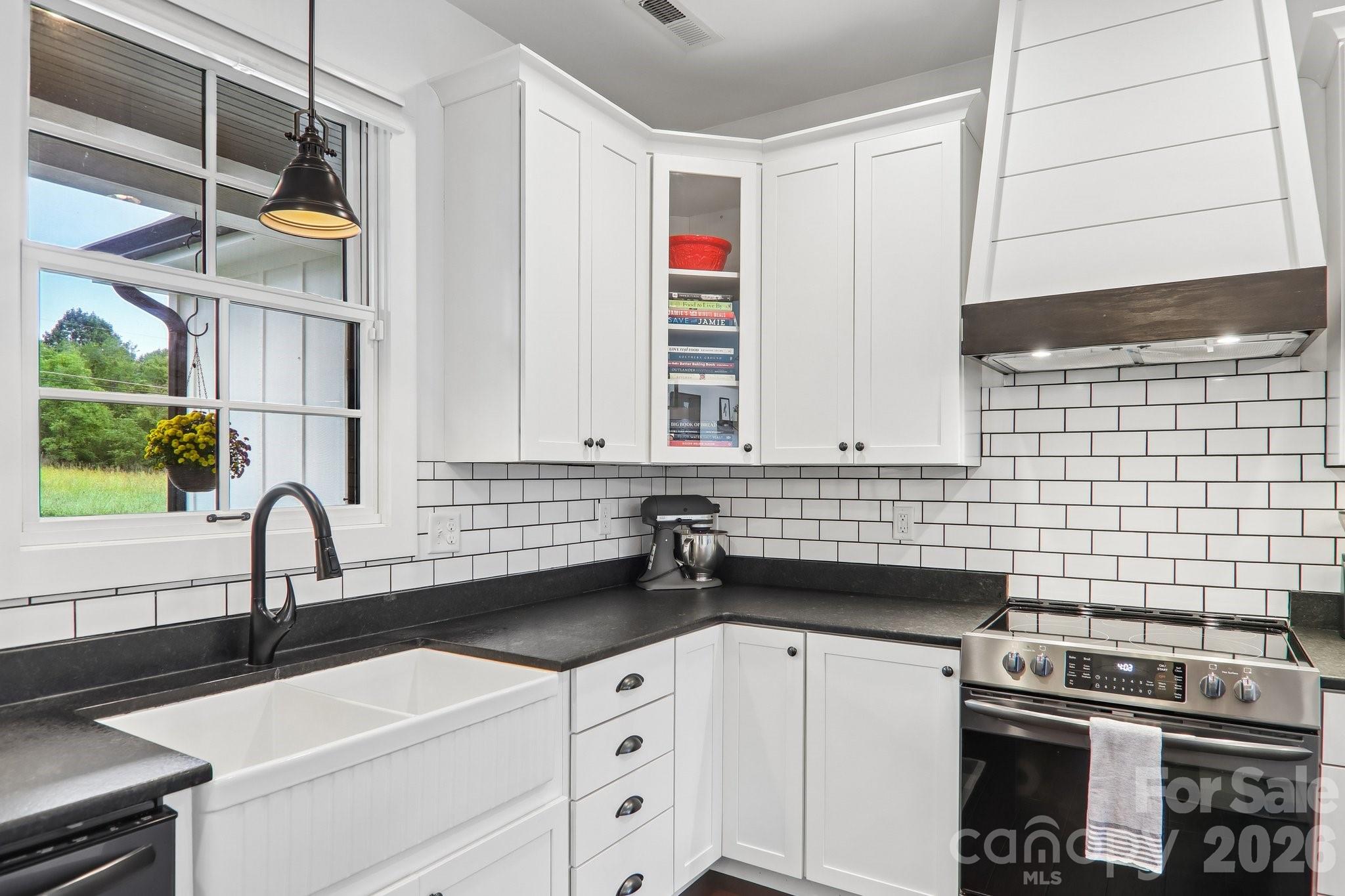 107 New Pinner Place Property Photo 14