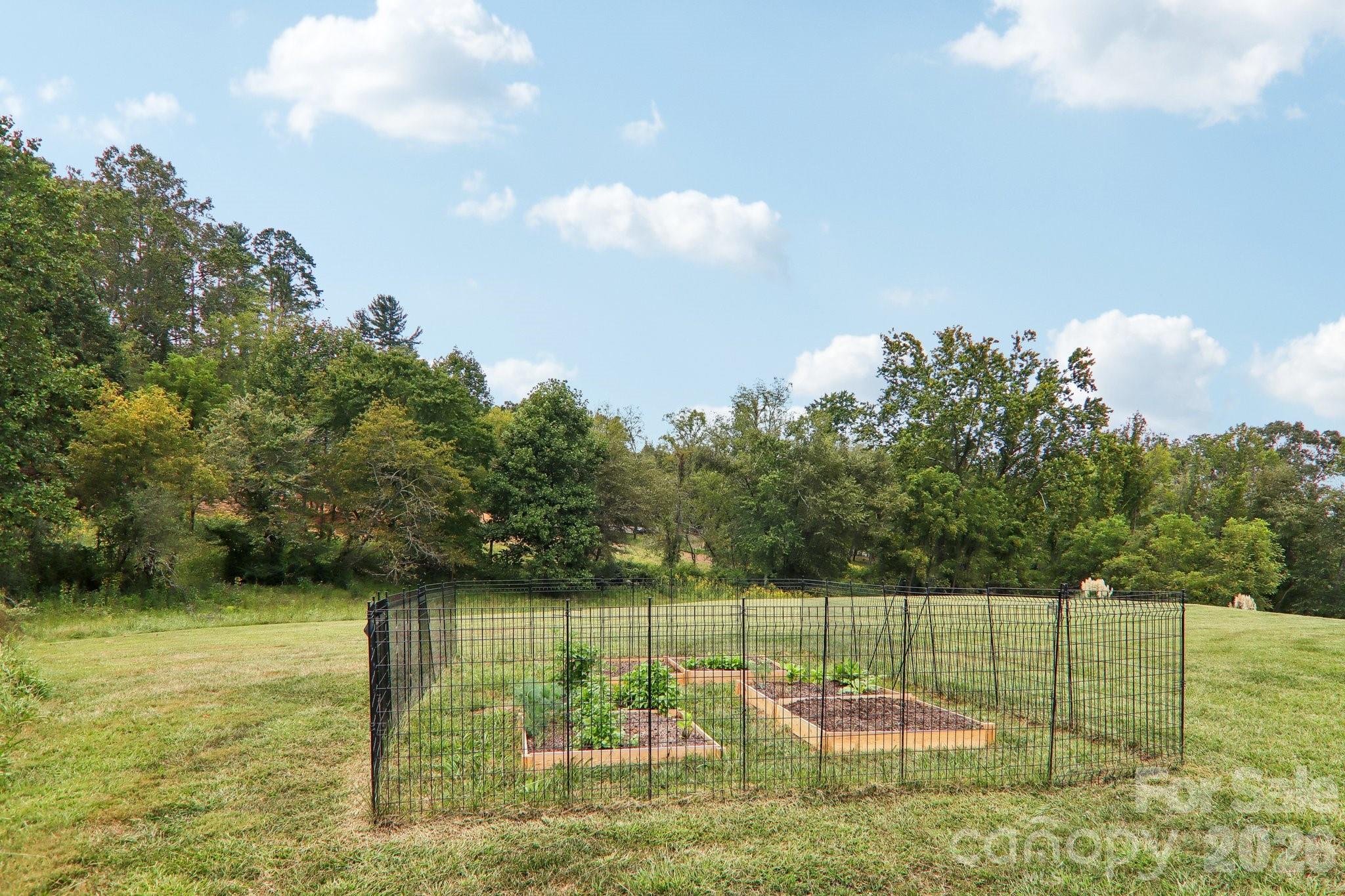 107 New Pinner Place Property Photo 42
