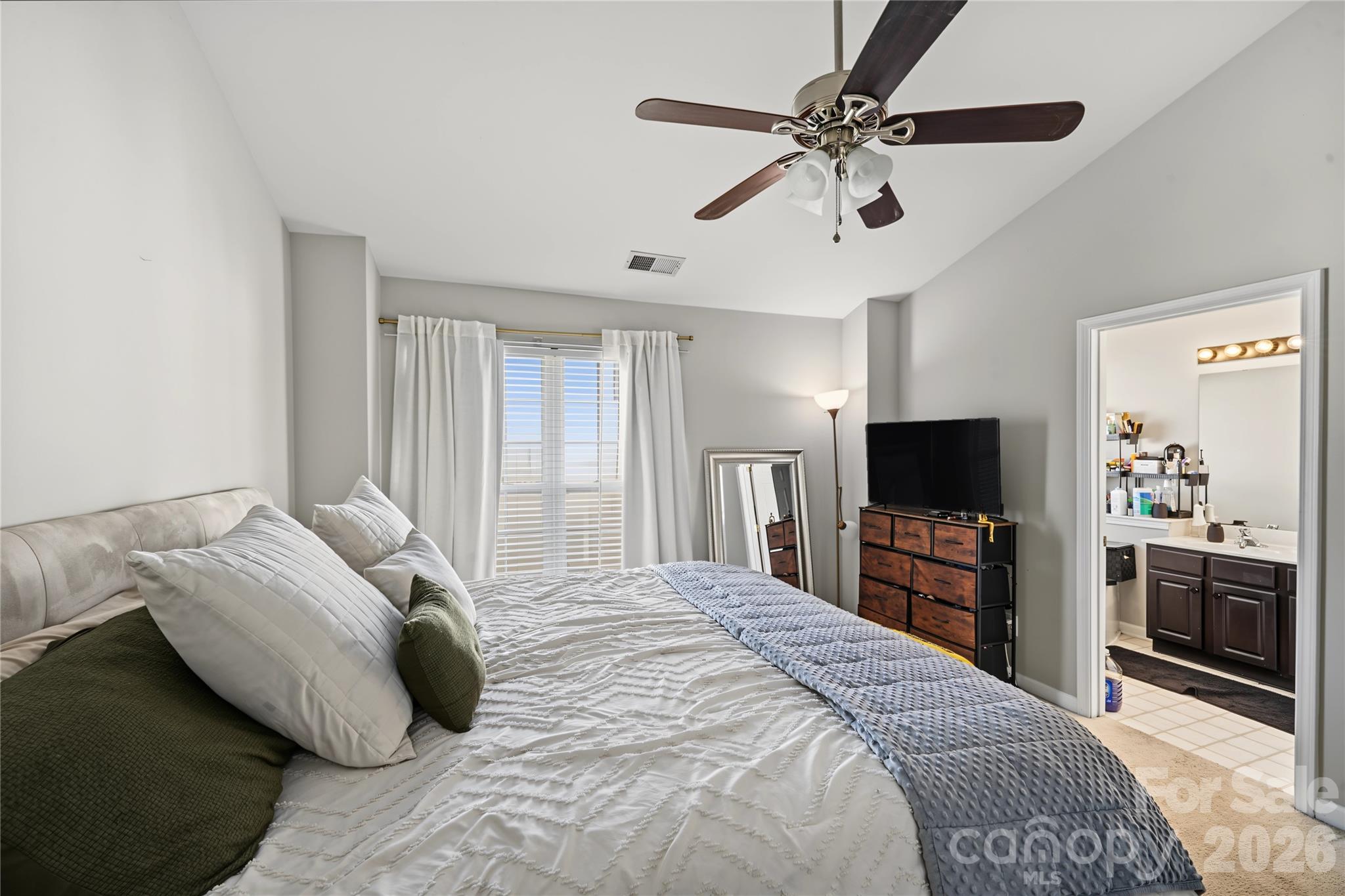 2126 Midnight Blue Lane Property Photo 16