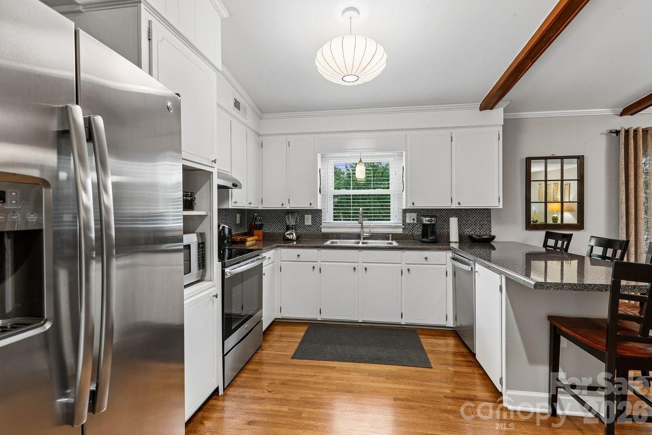 122 Chanticleer Court Property Photo 10