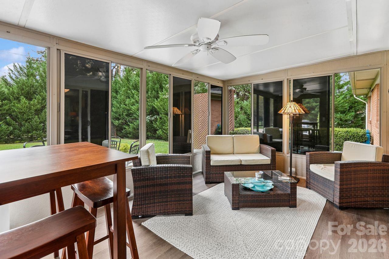 122 Chanticleer Court Property Photo 25