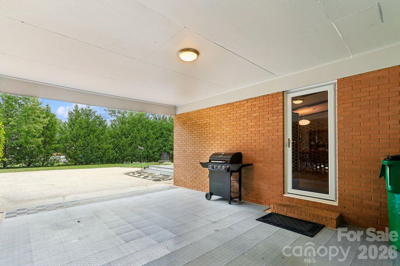 122 Chanticleer Court Property Photo 30