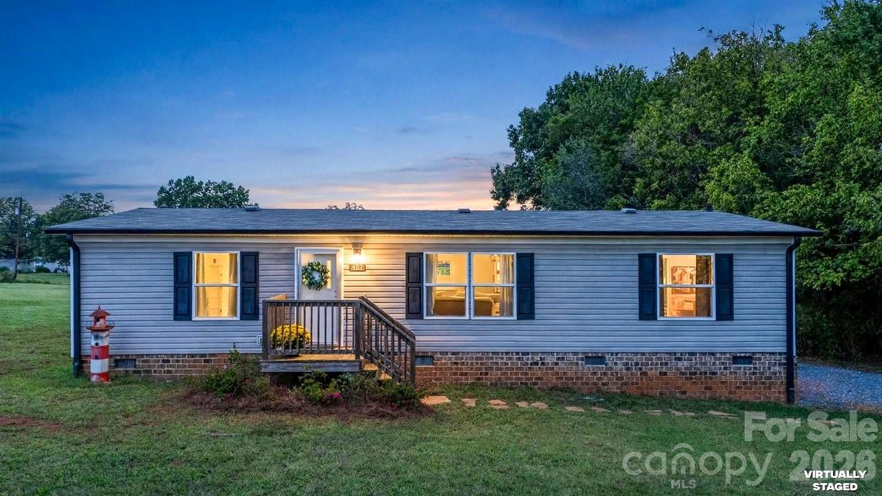 137 Calhoun Road Property Photo 1