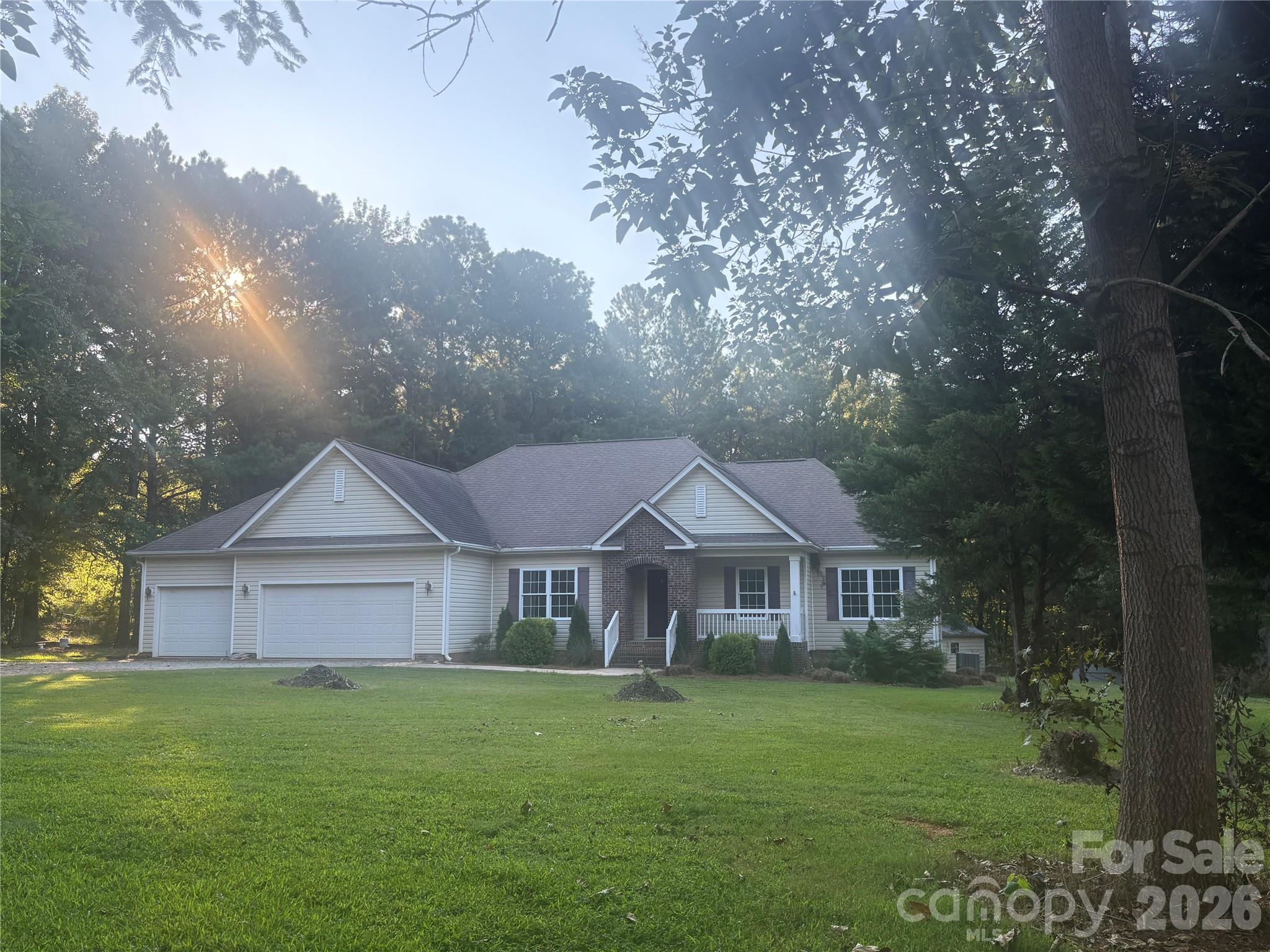 449 Potter Road Property Photo 1