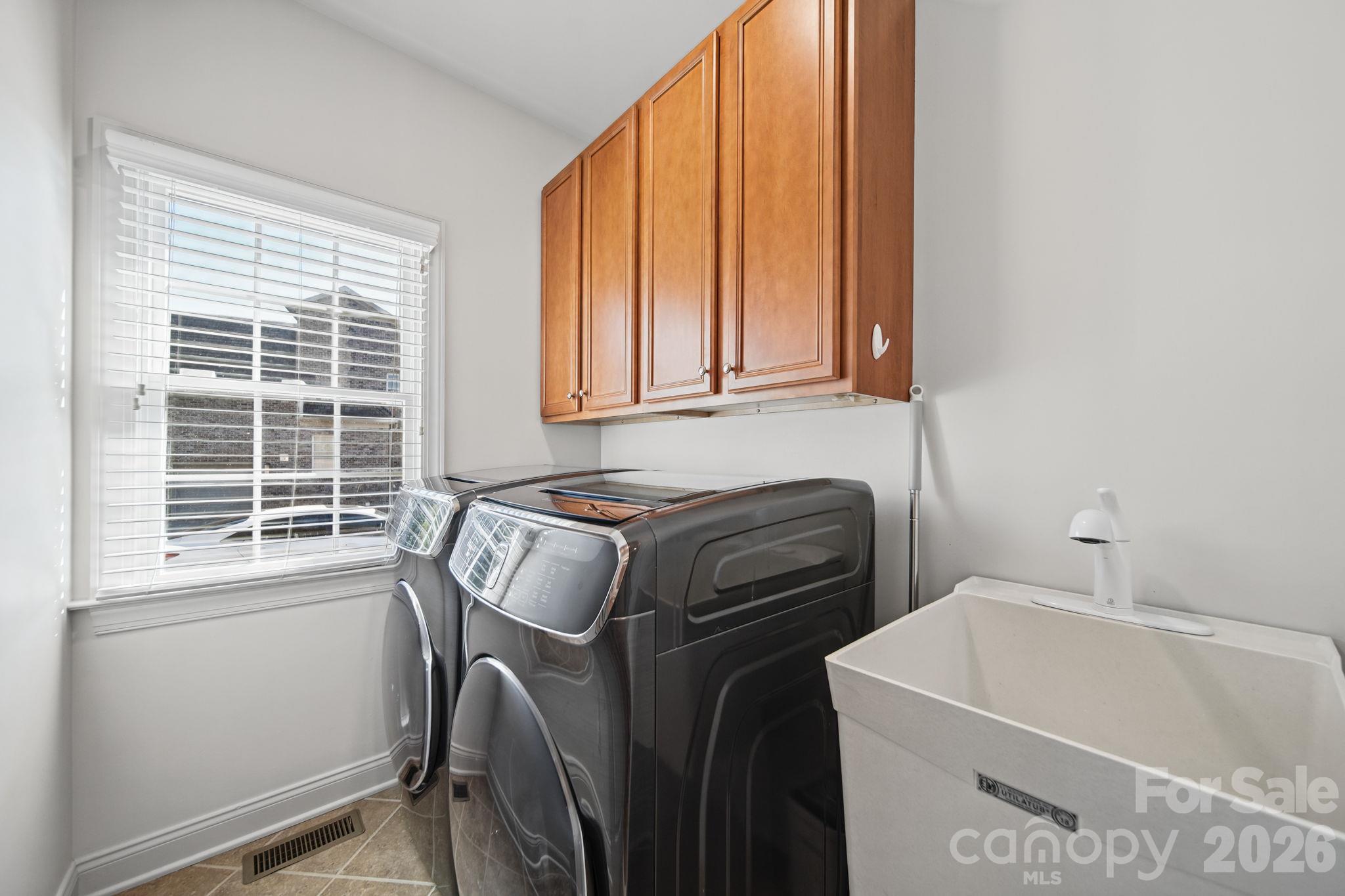 5017 Autumn Blossom Lane Property Photo 29