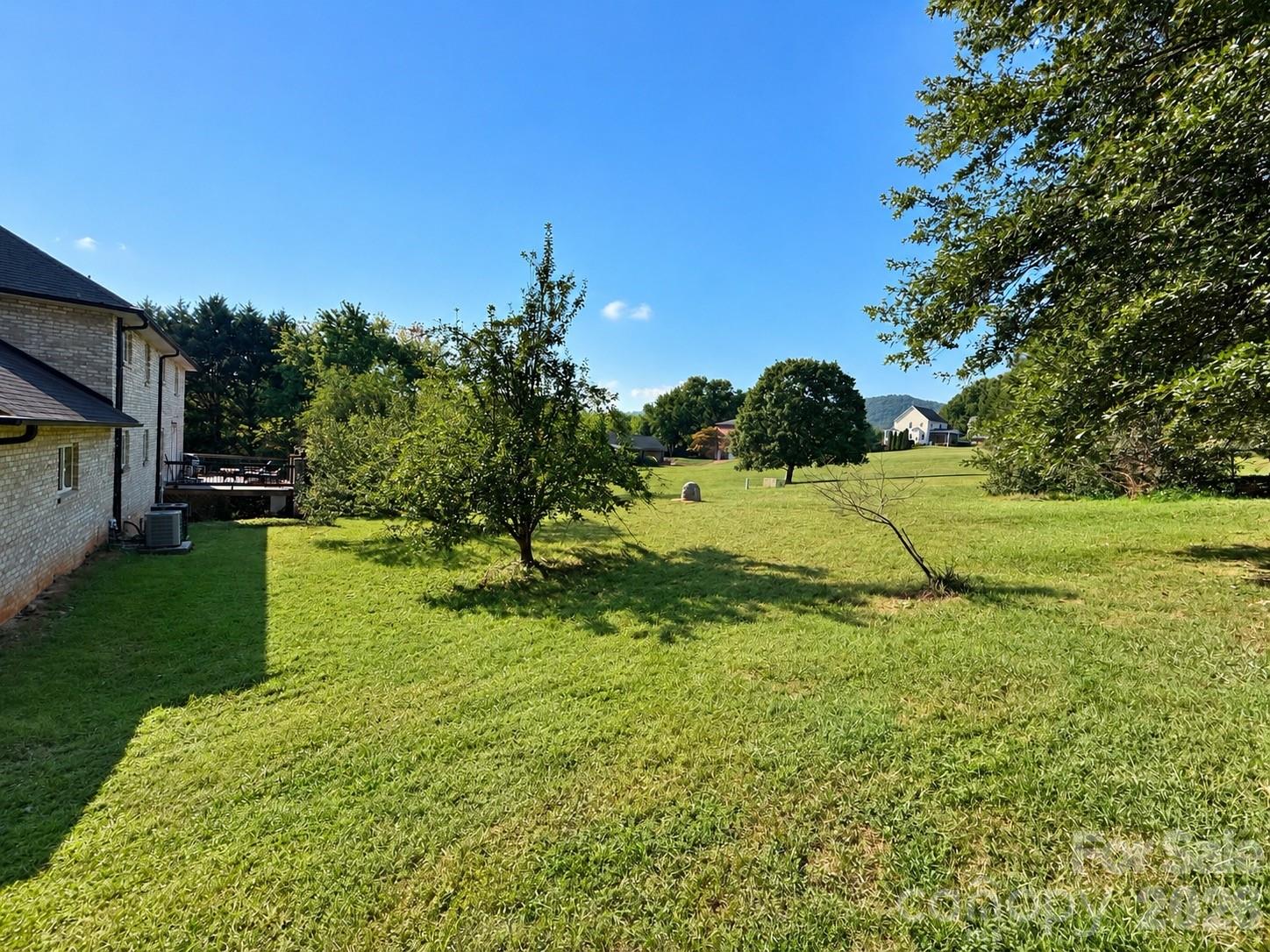5980 Willowbottom Road Property Photo 8