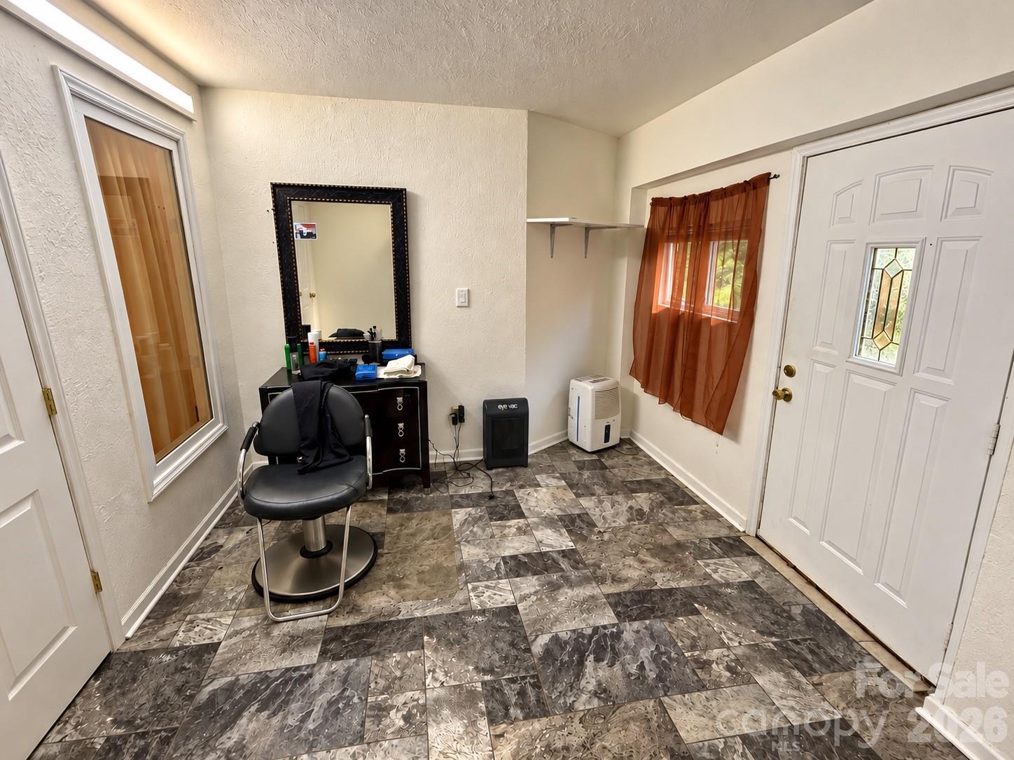 5980 Willowbottom Road Property Photo 37