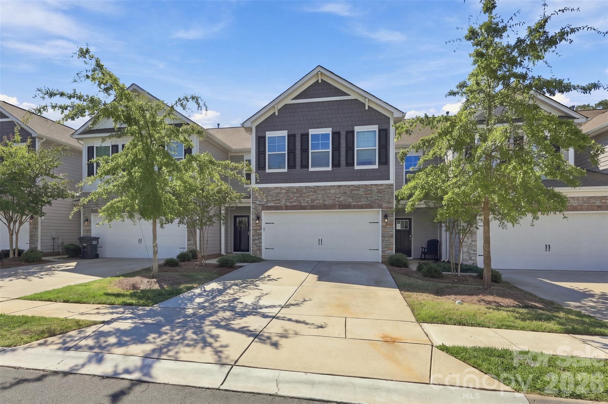 6107 Artigas Drive Property Photo 1