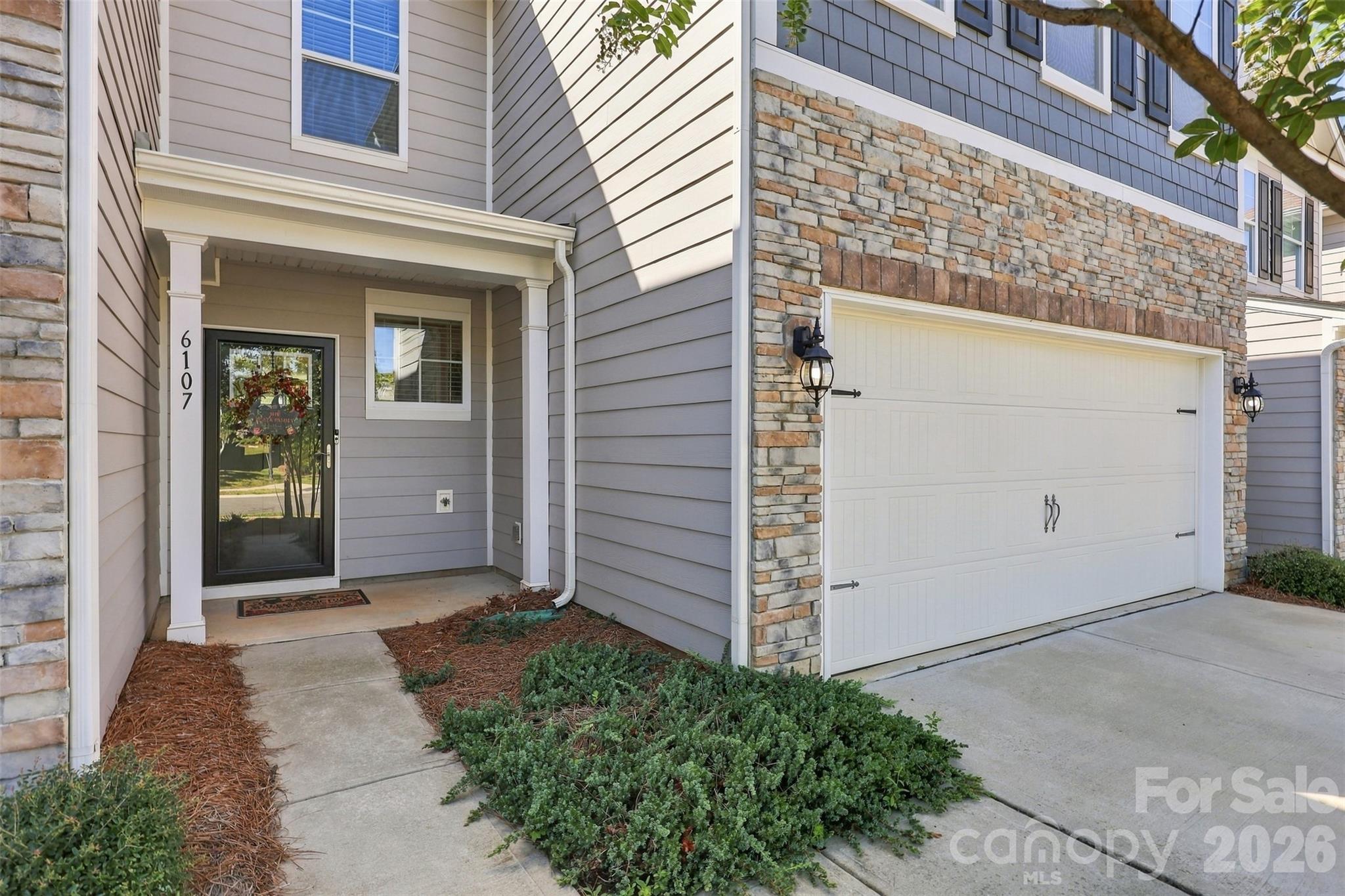 6107 Artigas Drive Property Photo 2