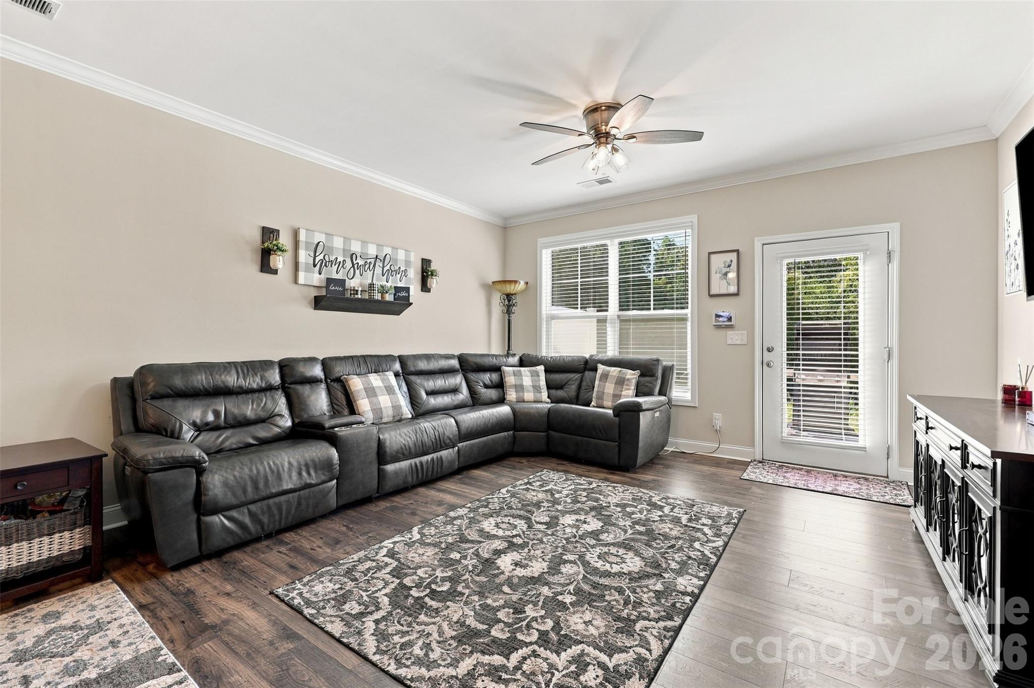 6107 Artigas Drive Property Photo 21