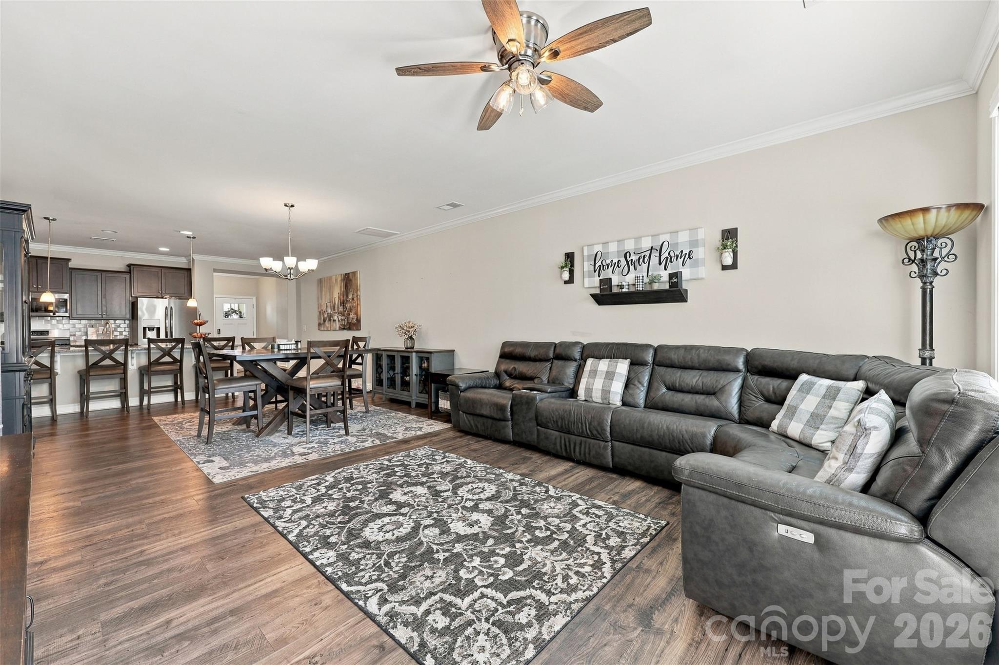 6107 Artigas Drive Property Photo 22