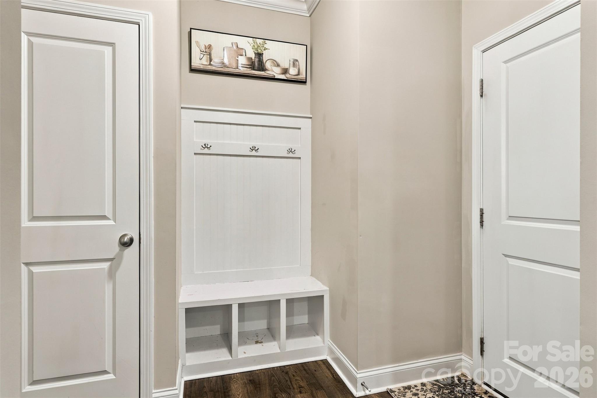 6107 Artigas Drive Property Photo 27