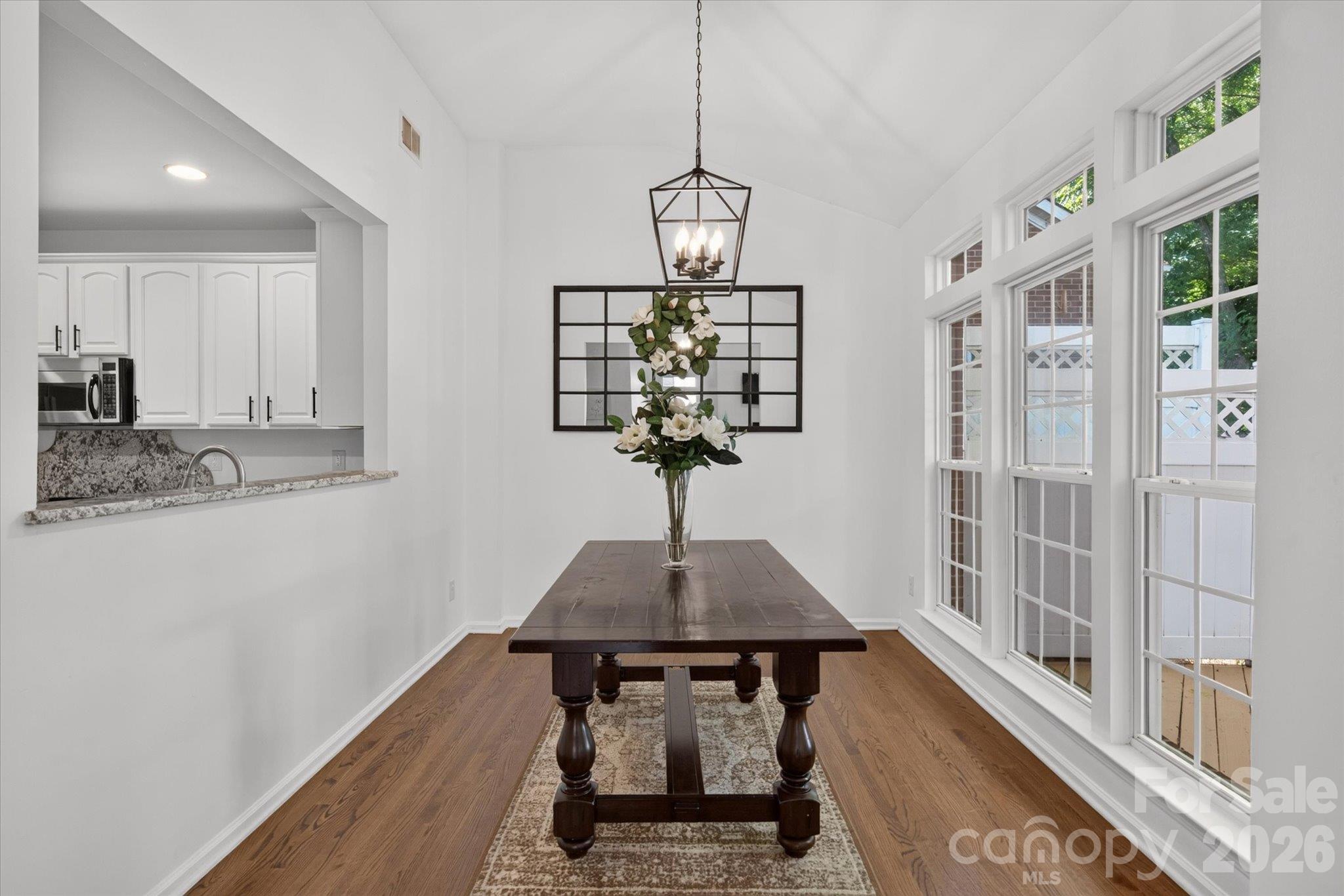10304 Berkeley Pond Drive Property Photo 11