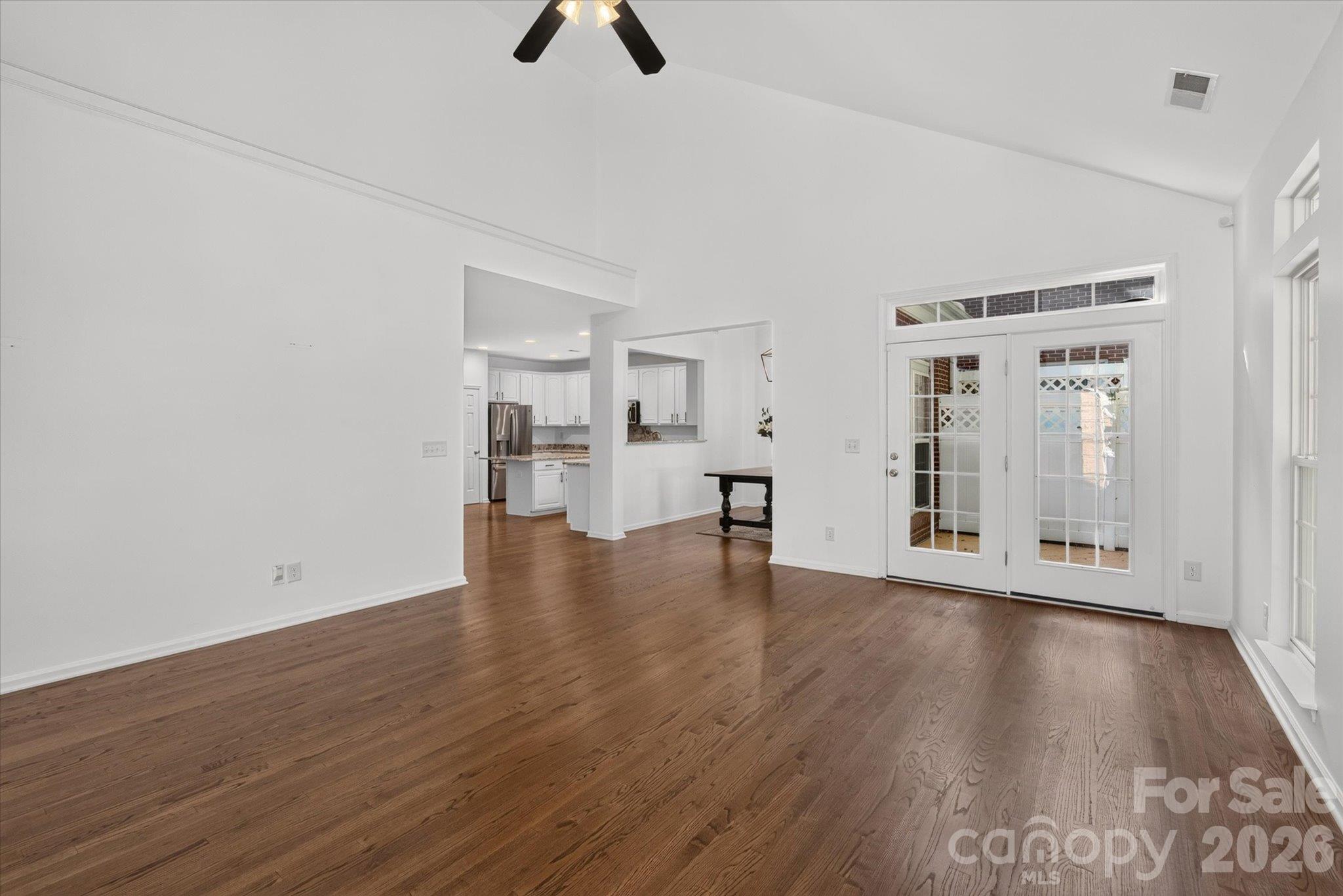 10304 Berkeley Pond Drive Property Photo 16