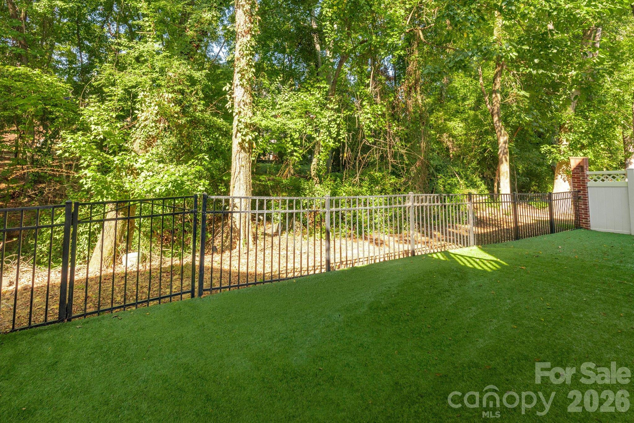 10304 Berkeley Pond Drive Property Photo 44