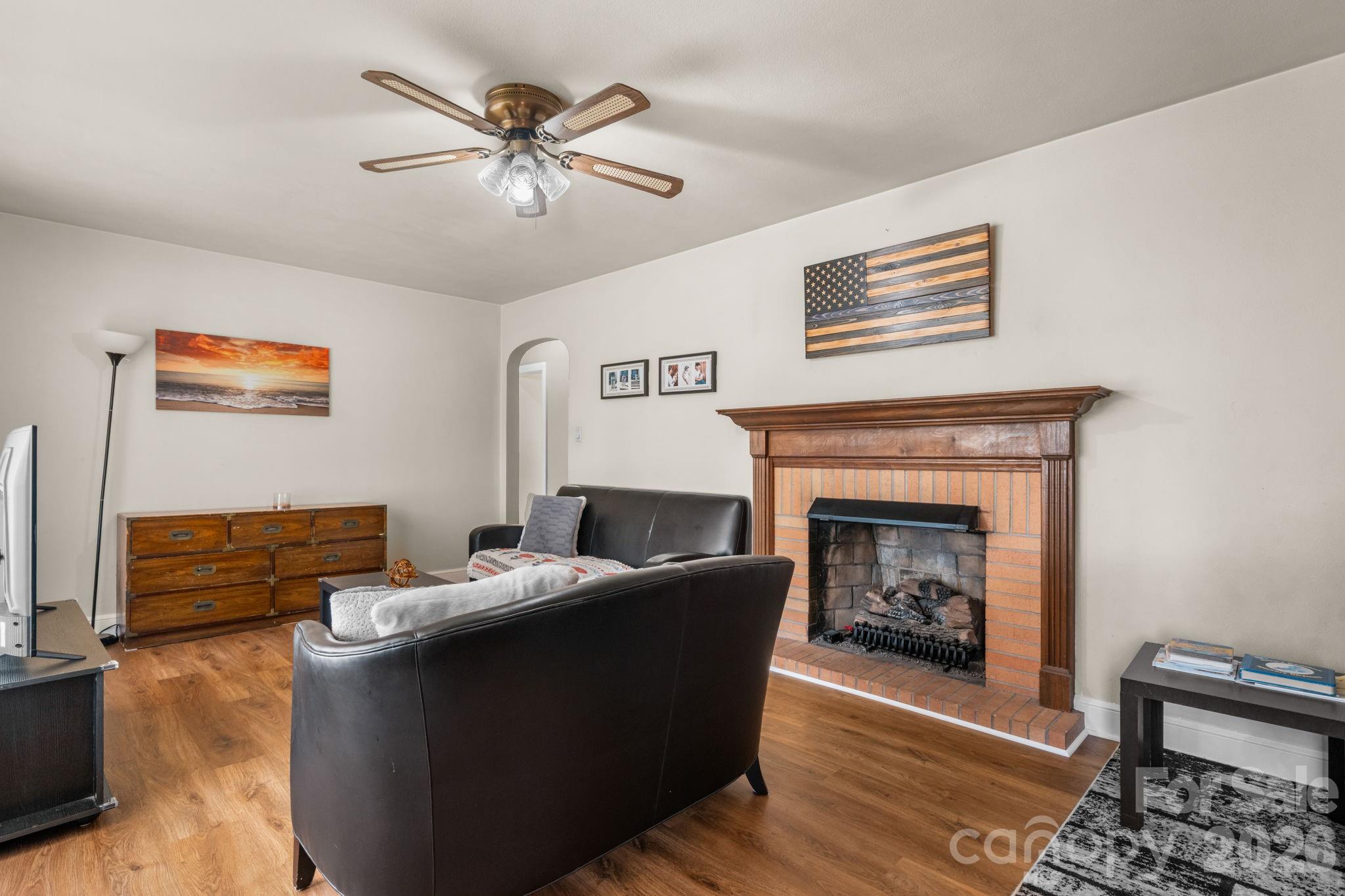 1723 31st Street Property Photo 4