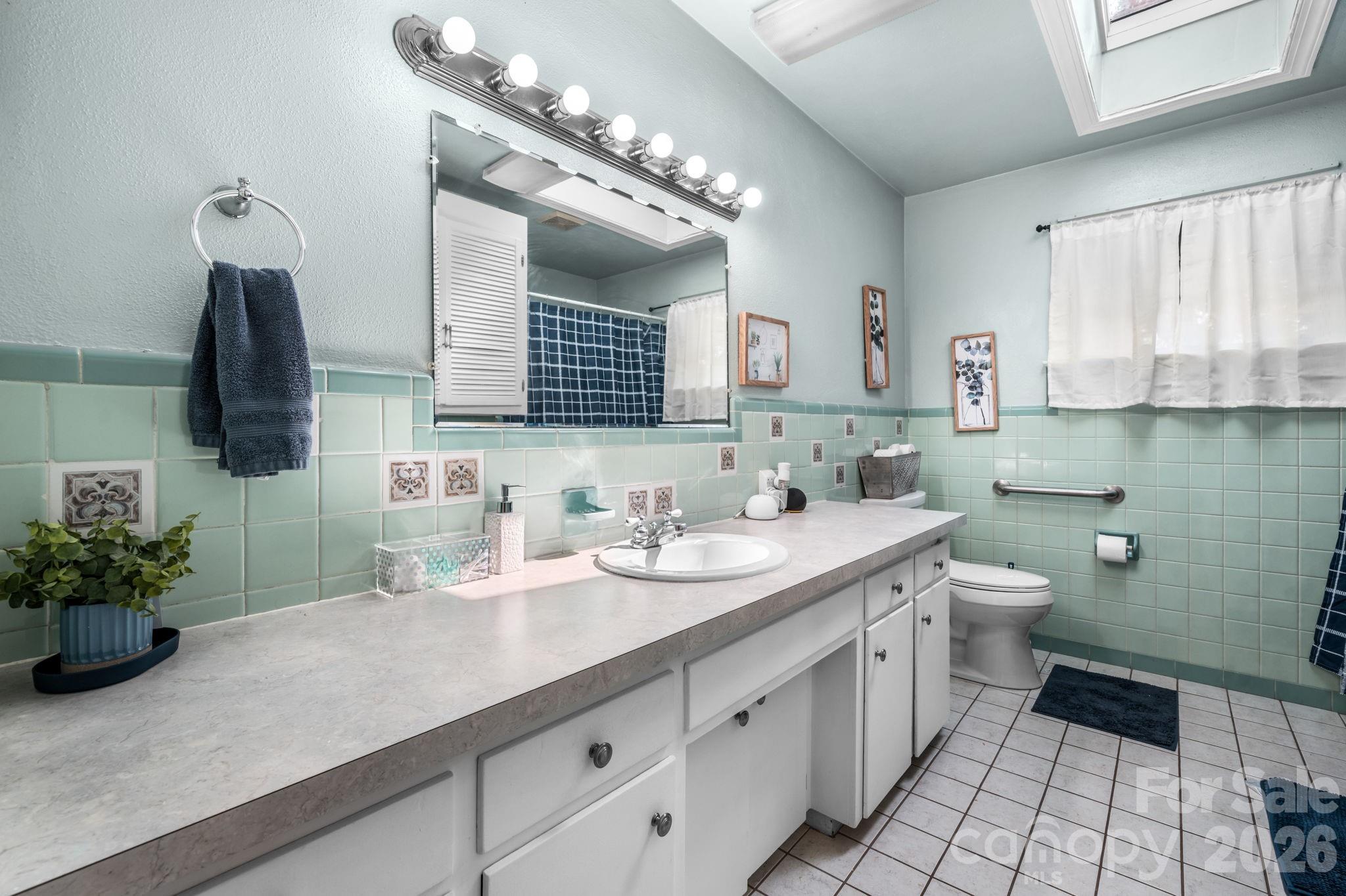 1723 31st Street Property Photo 10