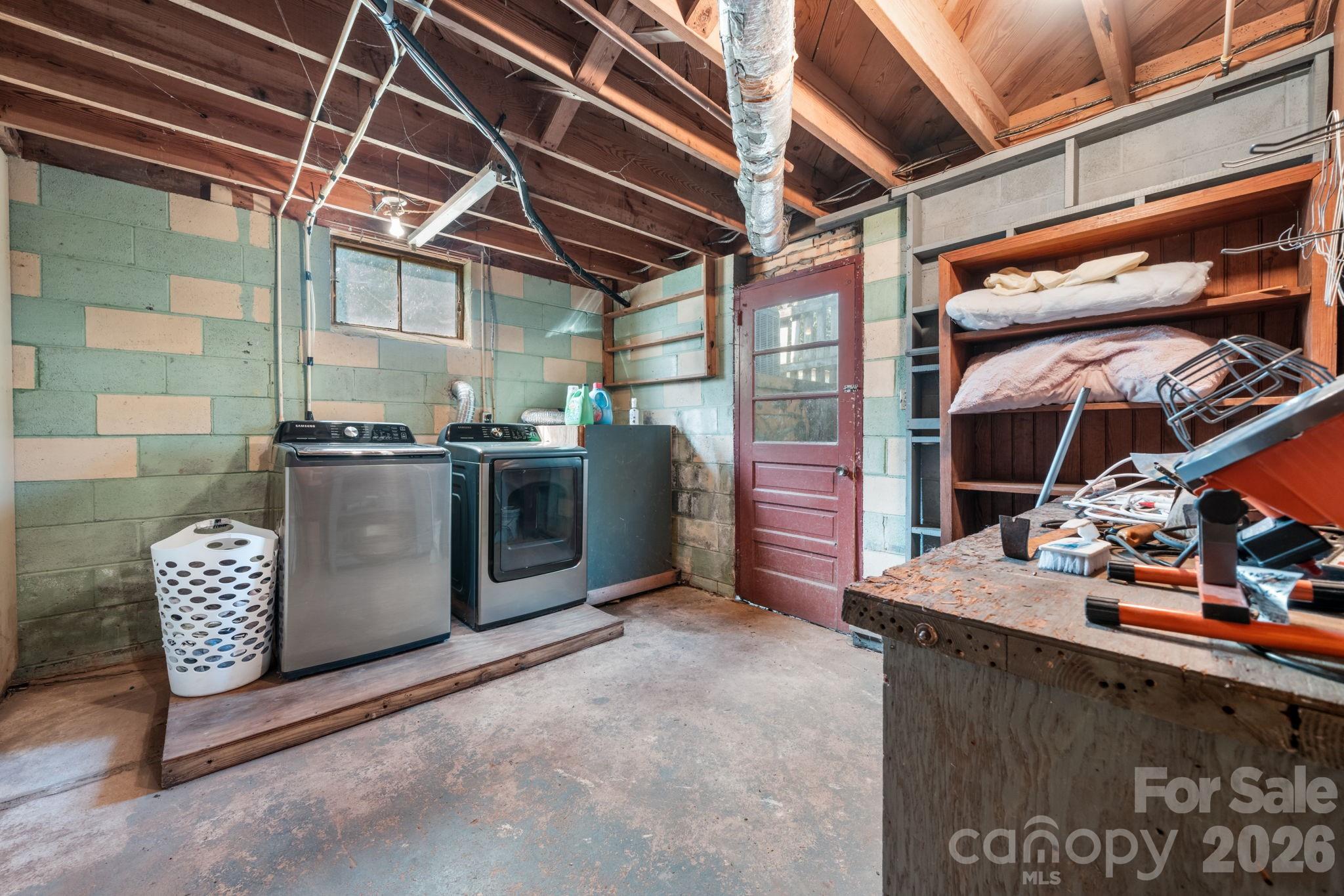 1723 31st Street Property Photo 11